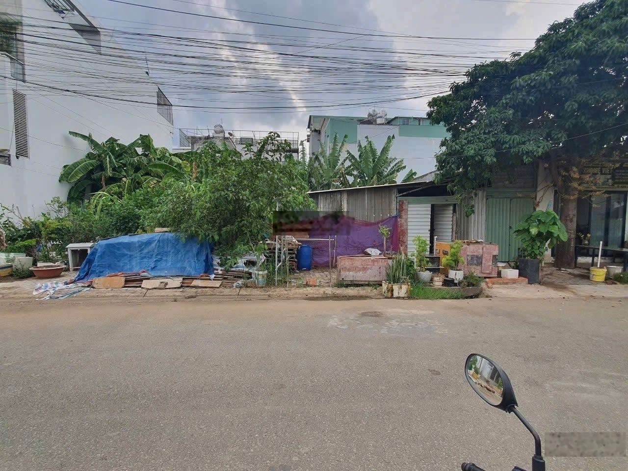 Bán nhanh lô đất 90m KDC Nam Long đối diện khu Global City giá 9 tỷ ( Sổ sẵn )