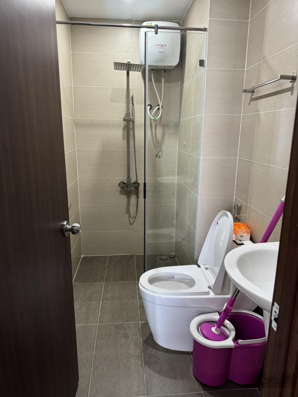 Cho thuê căn 75m2 2PN 2WC giá 9tr nhà trống nội thất cơ bản. Full nội thất cao cấp giá 12,5tr/th