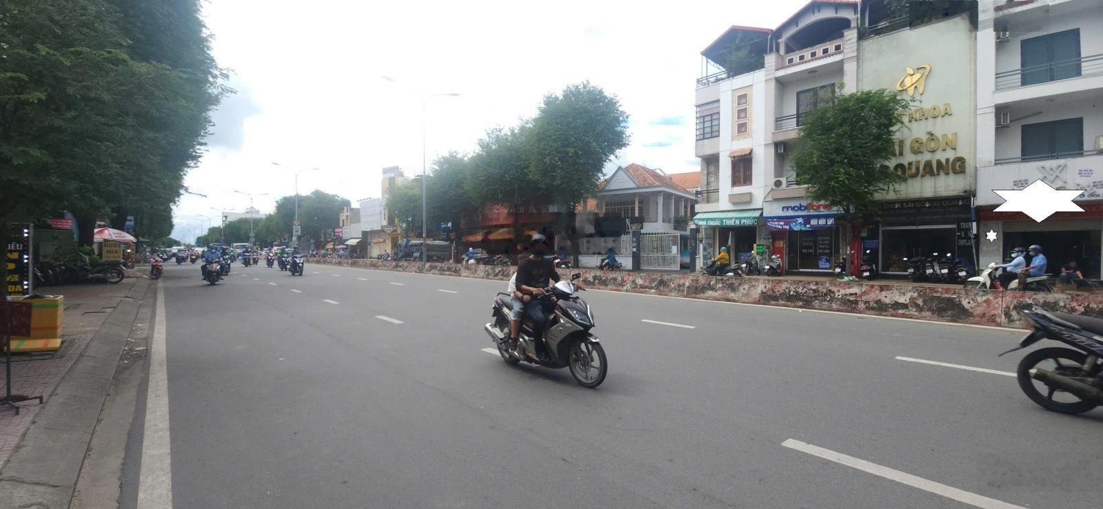 Cho thuê nhà mặt tiền Lê Trọng Tấn 76m², 3 lầu - cạnh ngã tư - gần Aeon