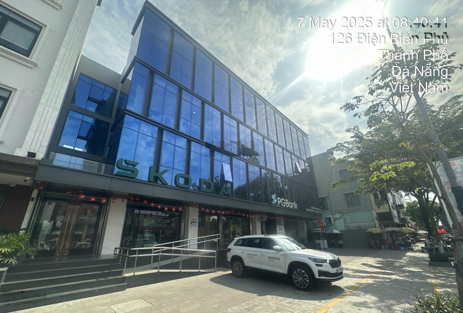 Cho thuê mặt bằng văn phòng tại Điện Biên Phủ, quận Thanh Khê 688m2