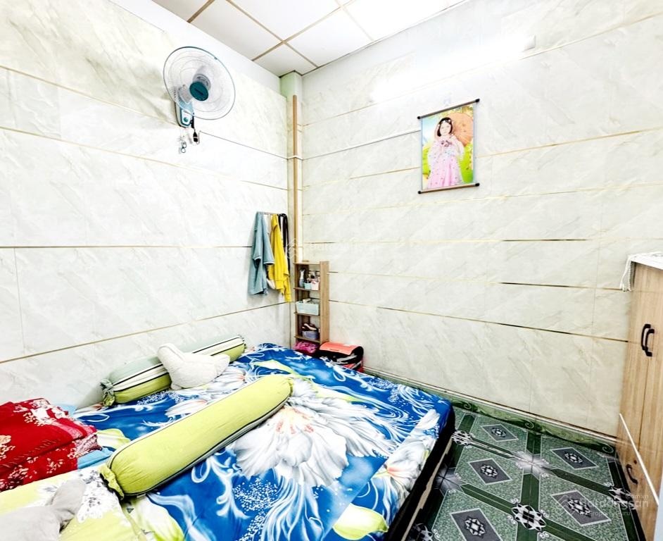 Chủ bán gấp nhà hẻm xe hơi, DT 54m2, giá chỉ 4.xxtỷ, Phường 13, Bình Thạnh, gần đại học Văn Lang