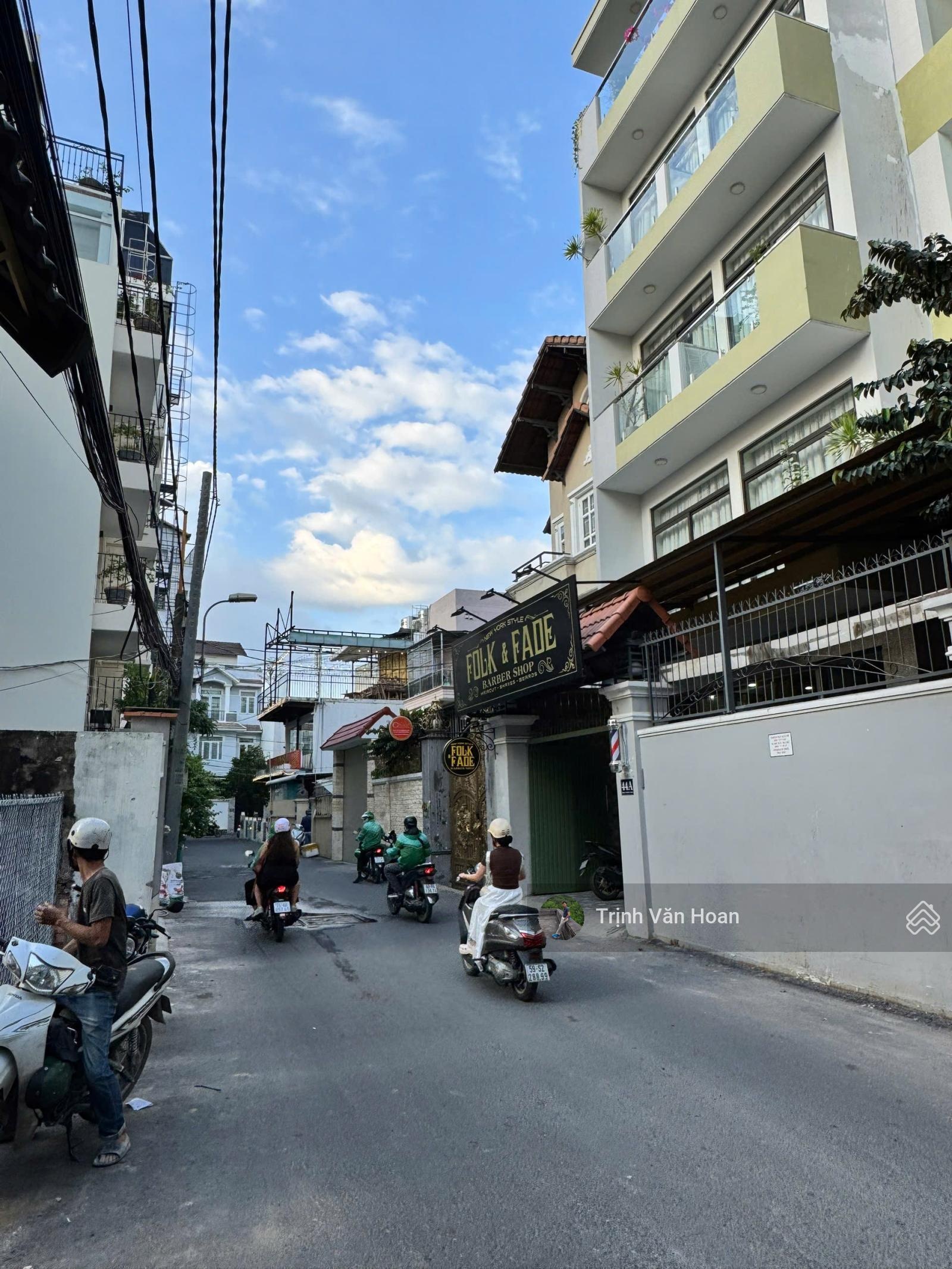 206m2 đất mặt tiền kinh doanh 7 tầng gần Xuân Thủy 0908947618