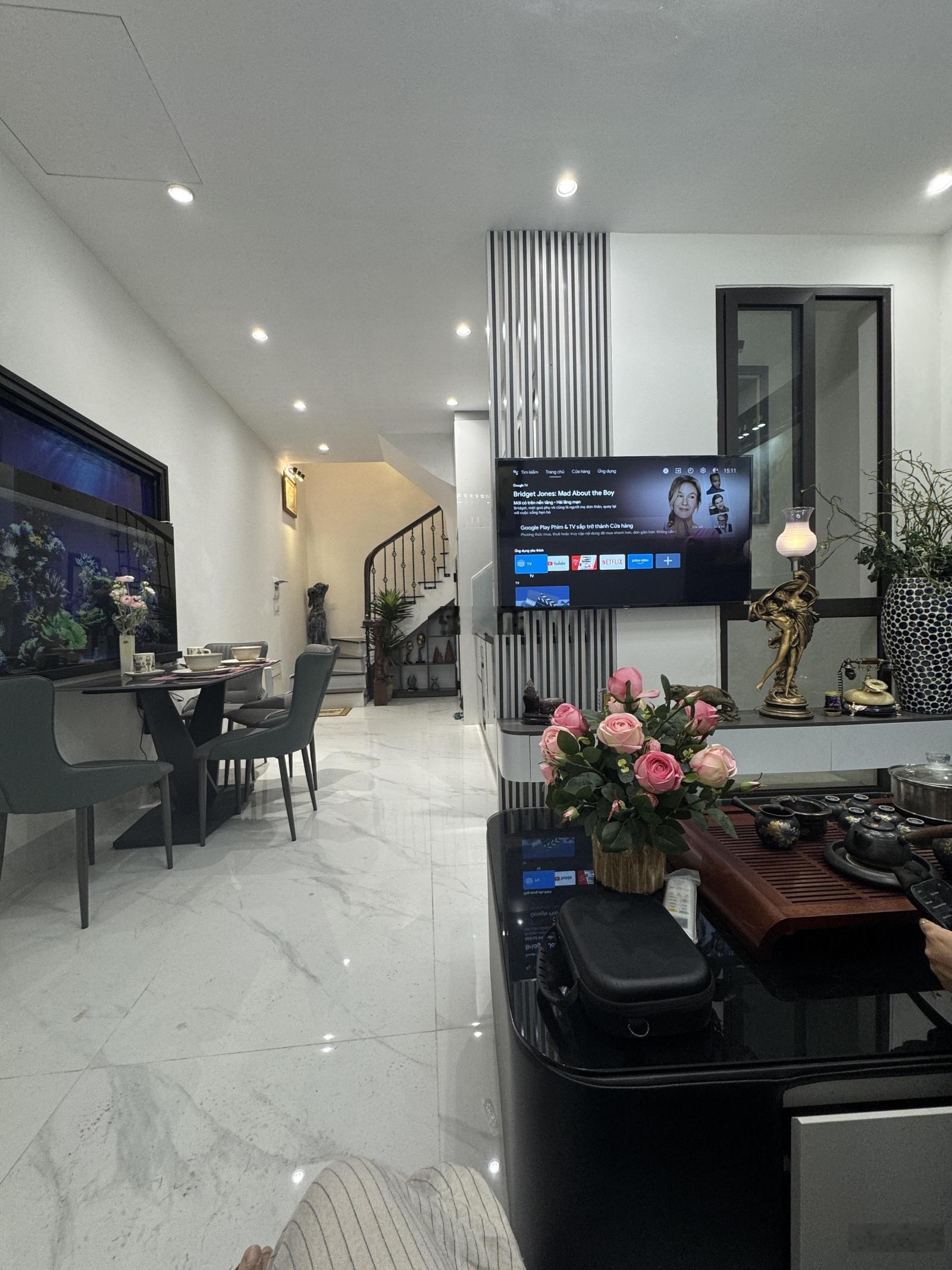 Ngọc Hà - Ba Đình, sát mặt phố, 36m2*5 tầng, 3PN, ô chờ thang máy, 10.6 tỷ, thật 100%