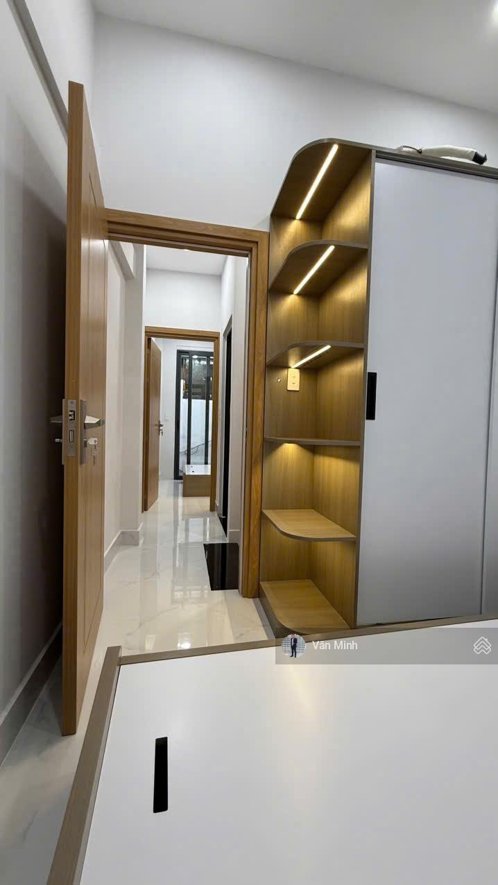 Bán nhà hẻm đường Xô Viết Nghệ Tĩnh, phường 25, Bình Thạnh, 1 trệt 3 lầu, ST, 3PN, 3WC