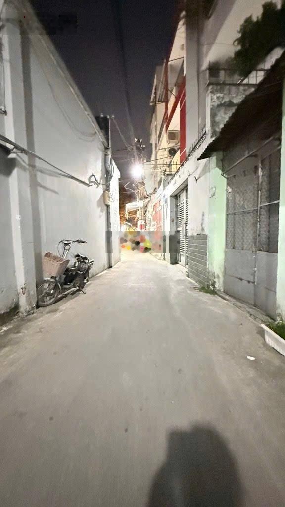 Tân Bình khu Bàu Cát hẻm ô tô thông tương lai phóng đường ra 2 mặt tiền diện tích lớn 128m2 9.5 tỷ