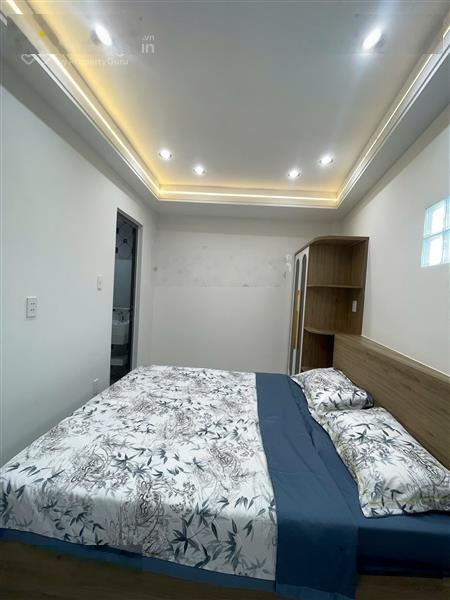 Hạ 500tr. chủ nhiệt bán nhà 4 tầng. lạc long quân. tân bình. 6.9 tỷ