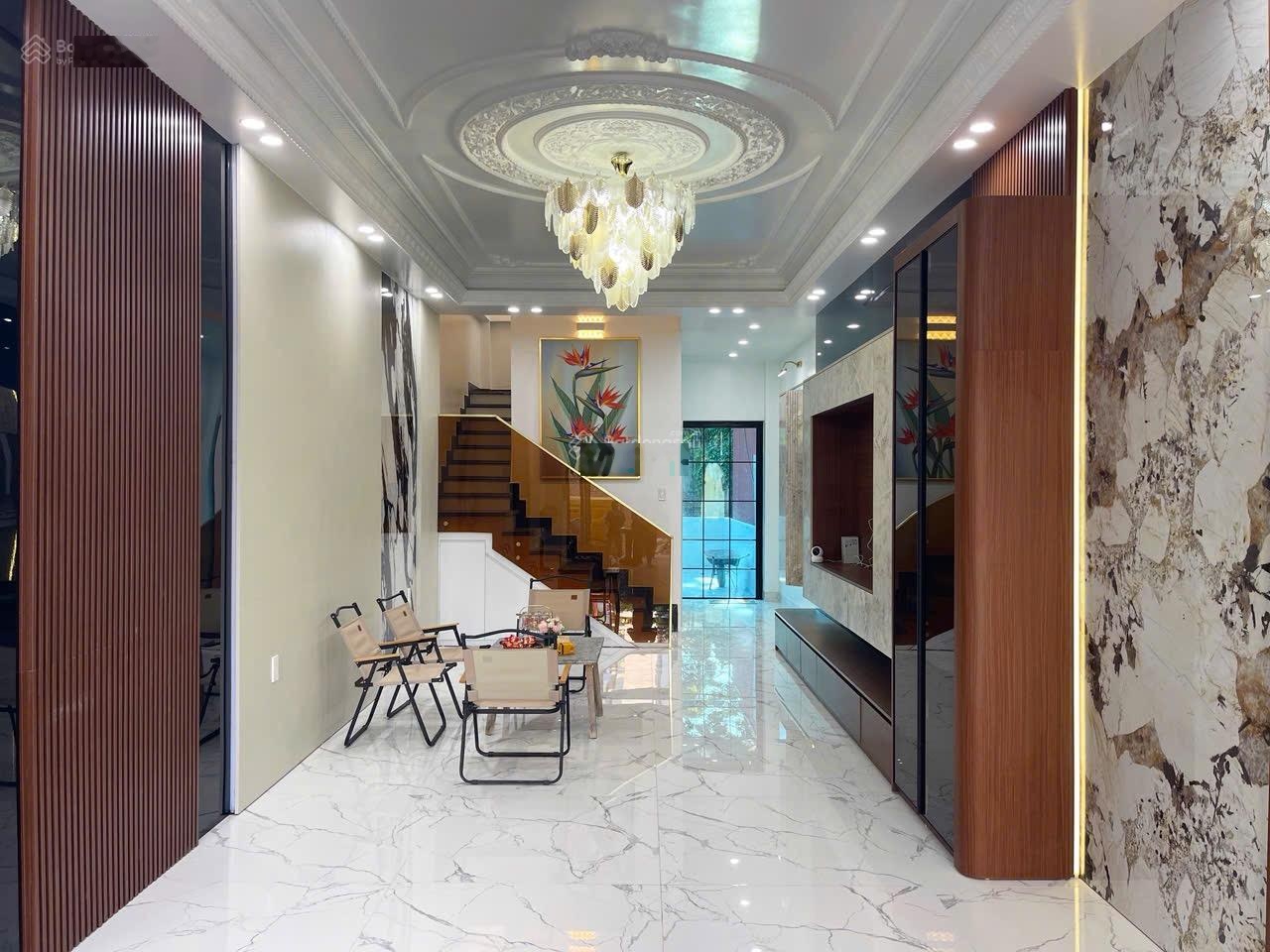 Nhà 6 tầng thang máy tuyến 2 Lê Hồng Phong vị trí cực đẹp ngay trung tâm hành chính quận Hải An