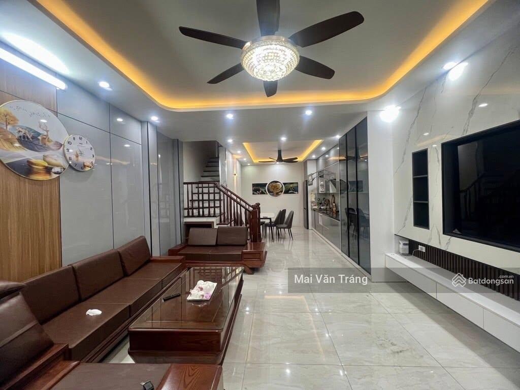 Bán nhà Phú Đô - Lê Quang Đạo Từ Liêm - dân xây - 42m2 x 5T - 30m ra ô tô - ngõ rộng 2.5m - 9 tỷ