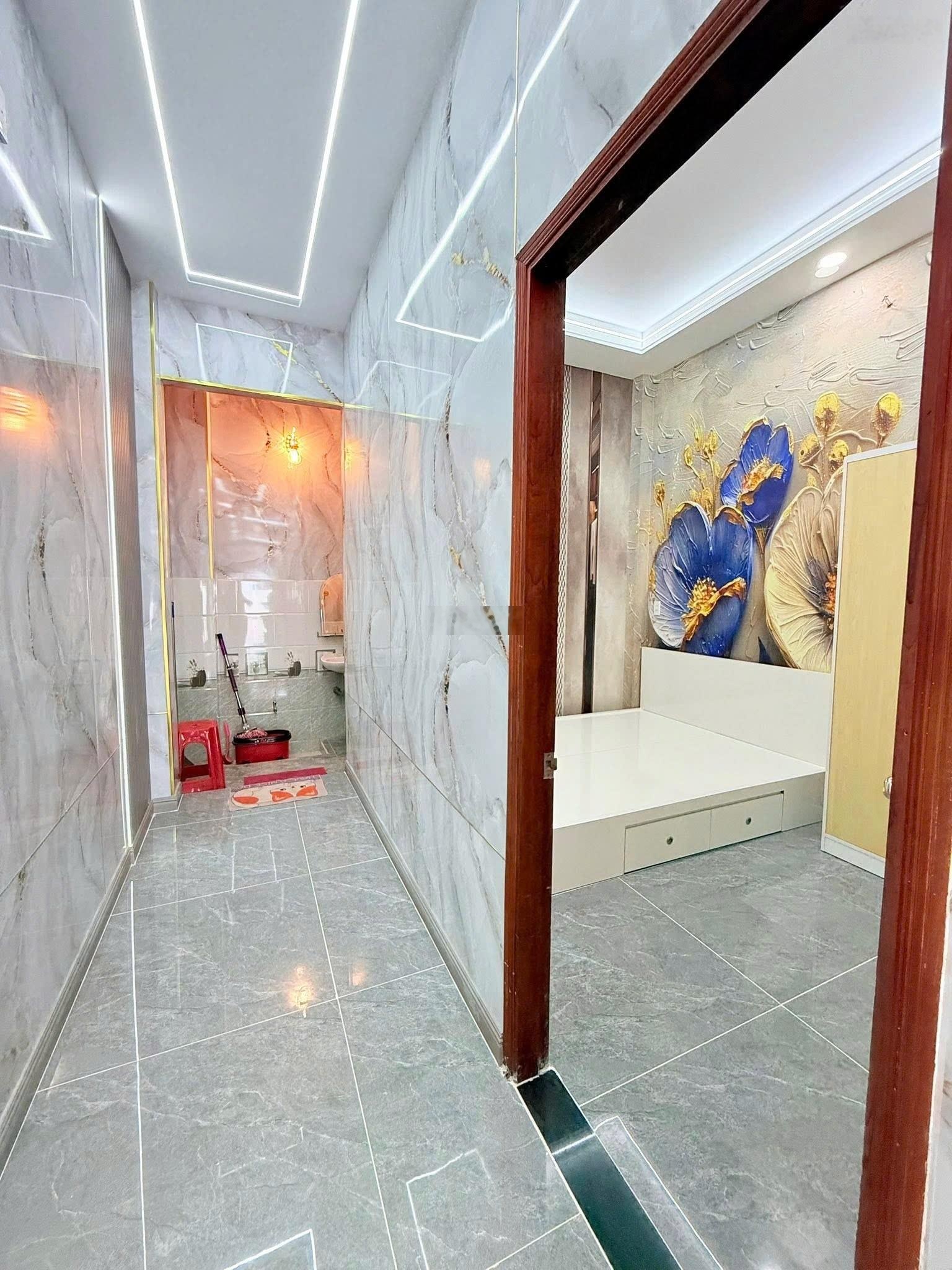 Bán gấp nhà riêng trệt lầu Quận 8 ngay chợ Phú Lợi 2 Trịnh Quang Nghị sổ hồng riêng