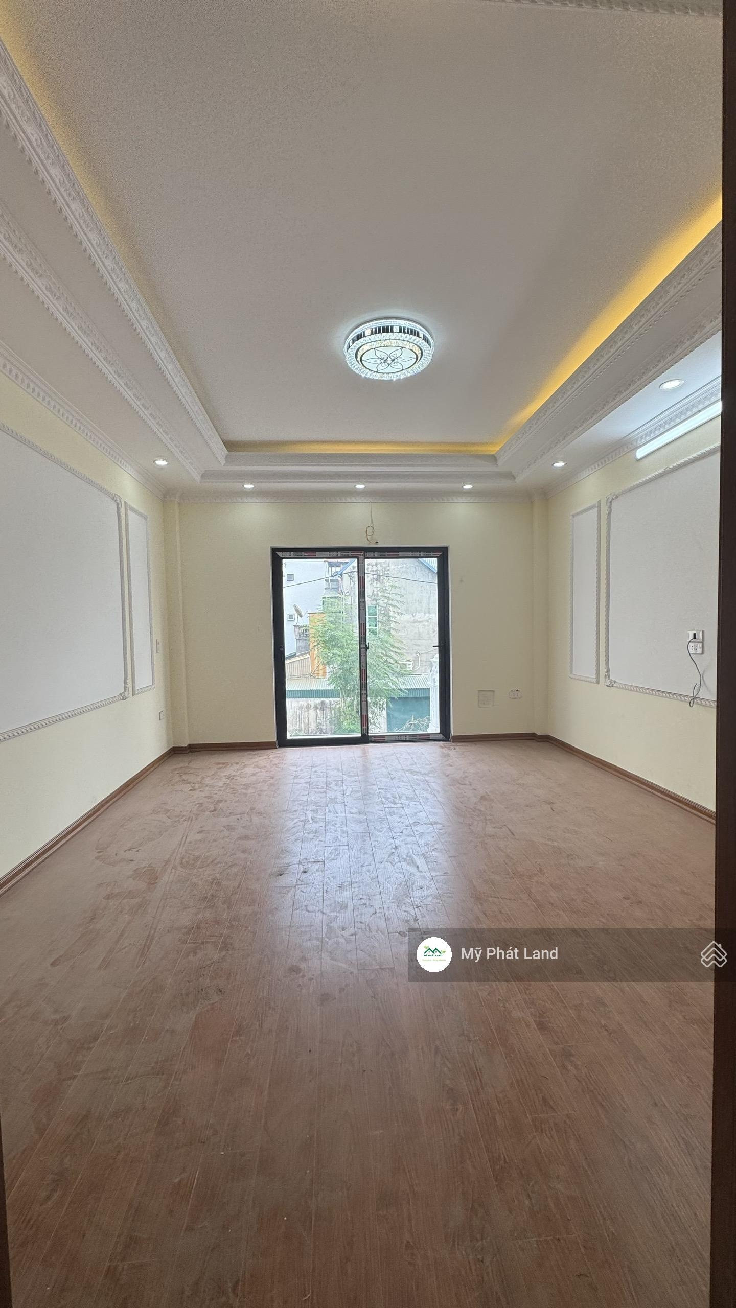 Nhà độc lập 5 tầng 35m2, 30m ra đường ô tô, gần Quốc Lộ 21b, ĐH Đại Nam Phú Lãm, giá chỉ 5 tỷ