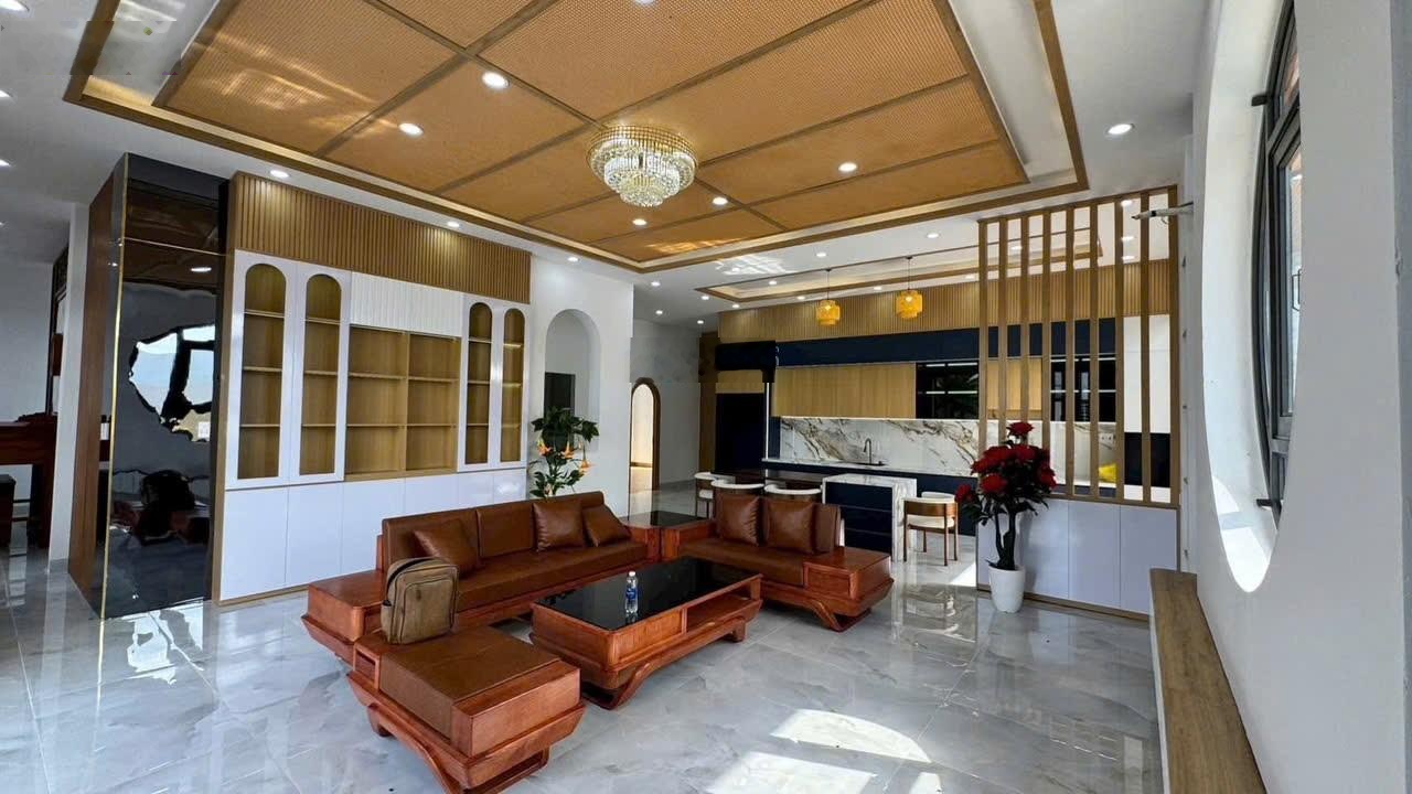 Cần bán nhà sân vườn cấp 4 siêu rộng thoáng 250m2 ngay Điện Máy Xanh An Phú Tây, sổ hồng riêng