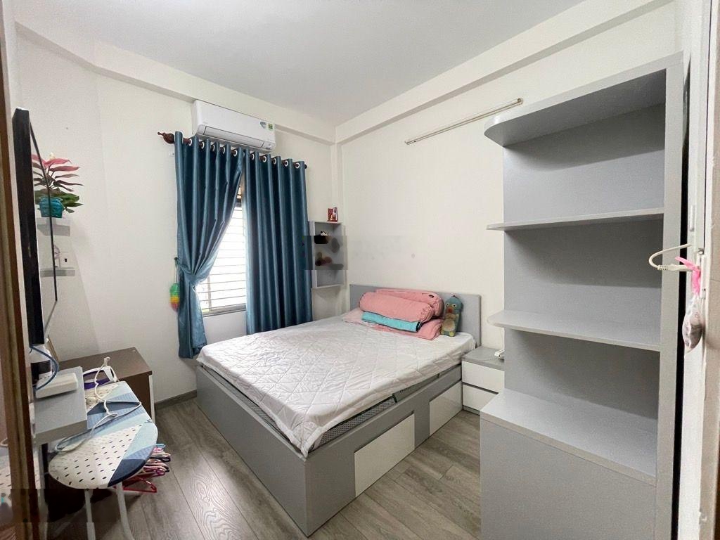 Nhà mới 3 tầng ở ngay - dtcn 51m2- cách đường xe hơi 10m - shr hoàn công chuẩn - chỉ 6,5 tỷ