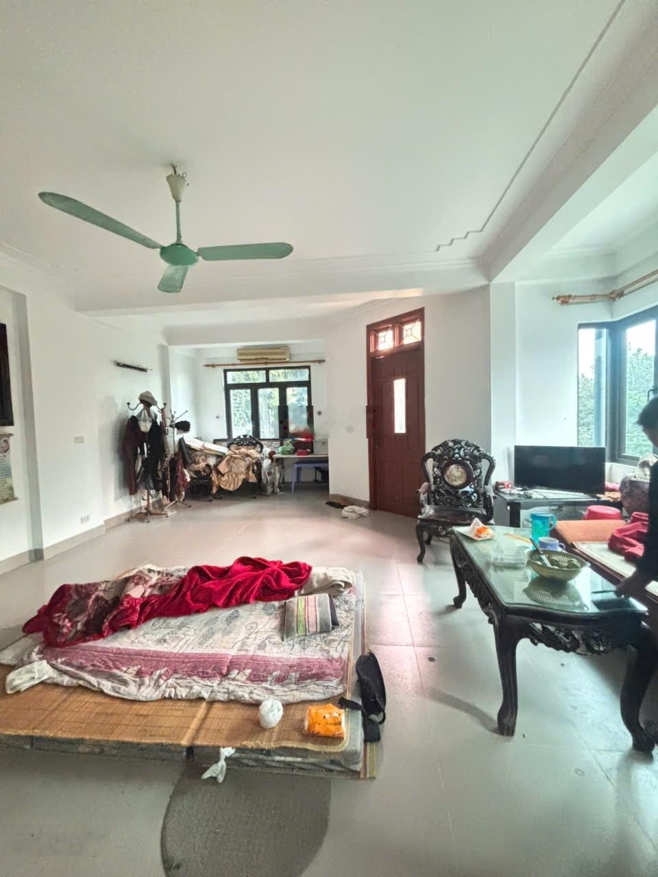 Phân lô oto dừng đỗ lô góc mặt tiền 17m giá như lô thường kinh doan bất chấp mặt công viên 365 c