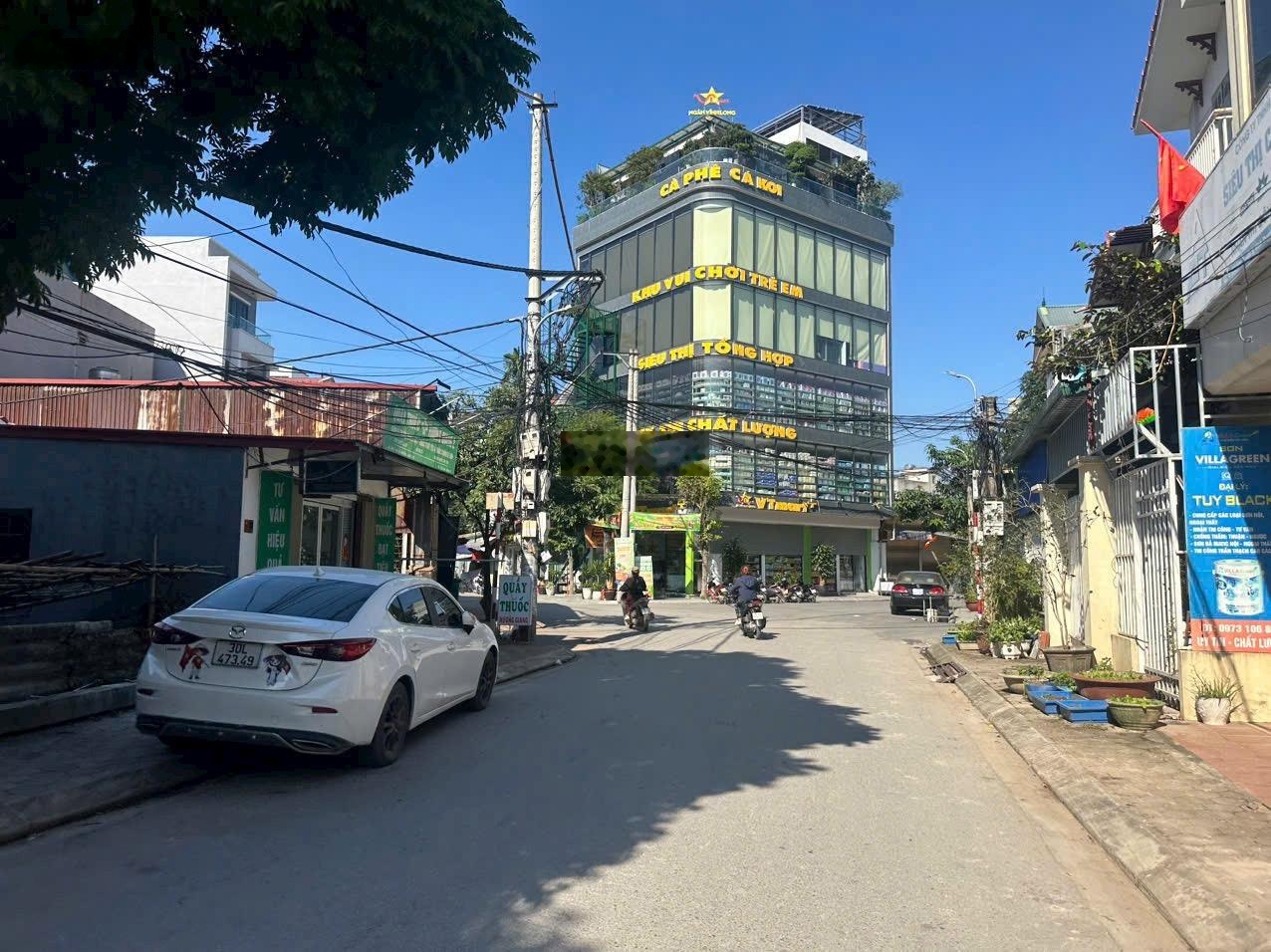 C.Chủ gửi bán nhà 3 tầng 62m2 tại Ngọc Chi-Vĩnh Ngọc.Ngay chân cầu Nhật Tân.Ngõ thông-oto vào nhà