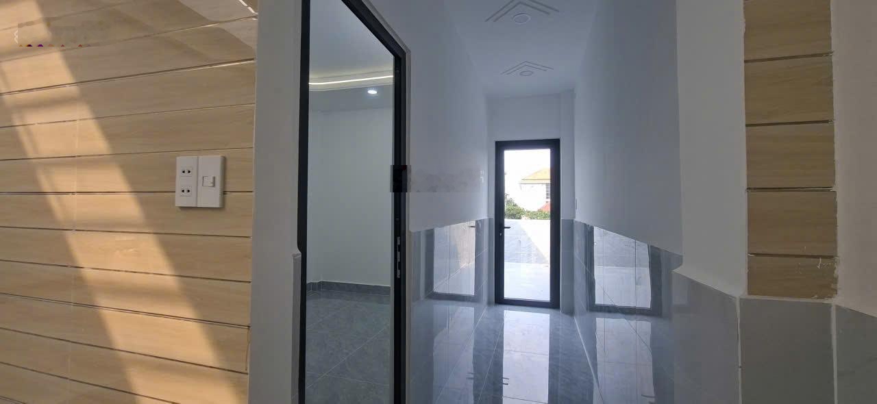 Nhà mới xây 100% xe tải lưu thông đường 6m Lý Chiêu Hoàng 4x17,5m 5 tầng 5PN 6WC