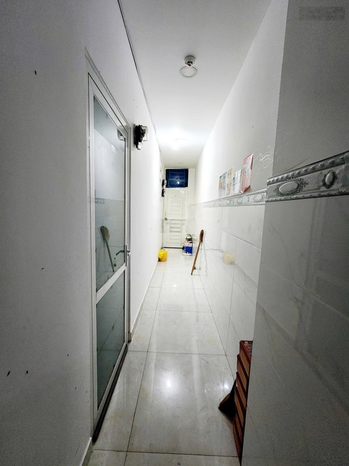 Nhà HXH Lạc Long Quân - vip Tân Bình - 159m2 - 5 tầng - 80 triệu/tháng - 15,5 tỷ - LH 0949351891