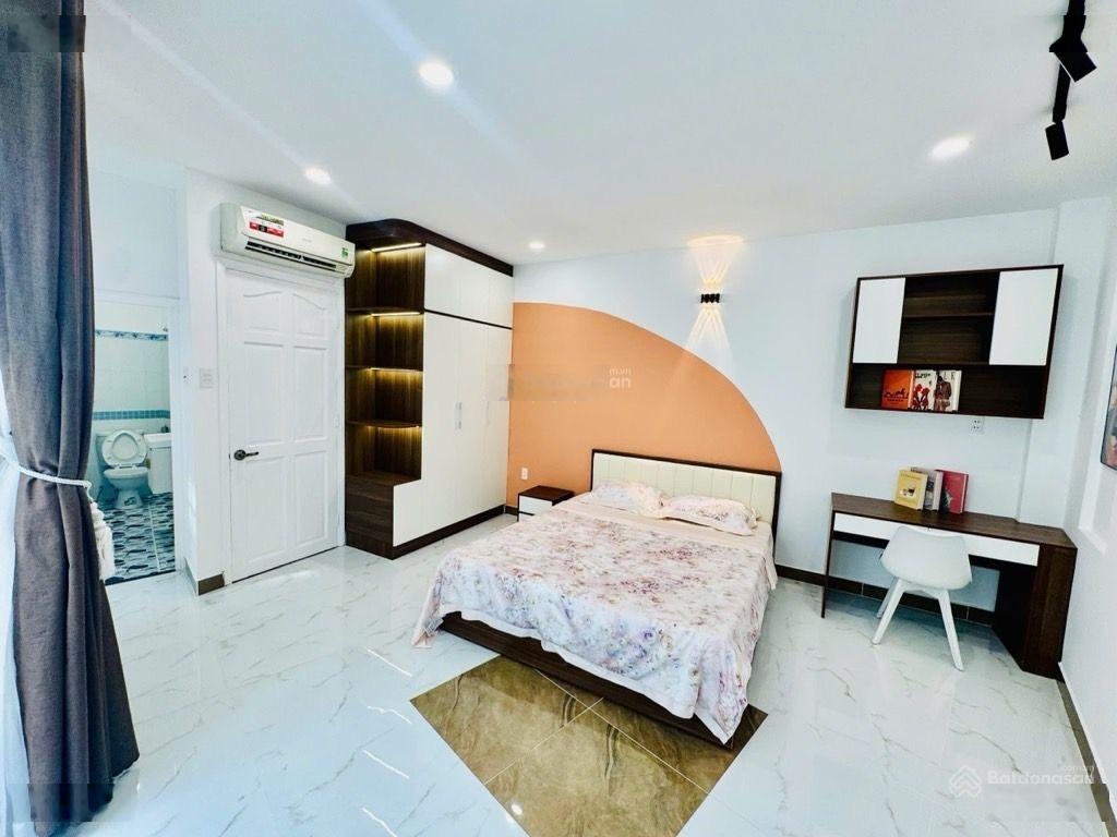 Bùi Văn Thêm - Phú Nhuận - Diện tích 36,2m2 (5x11m), 4 lầu, nhà mới đẹp, sổ riêng