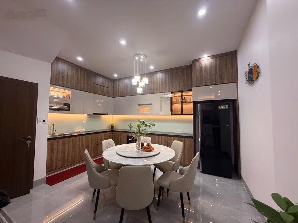 Bán nhà minh khai - cách mặt phố 20m - hàng xóm times city - 2 thoáng-48m2 x 5tầng -giá chỉ 9.9 tỷ