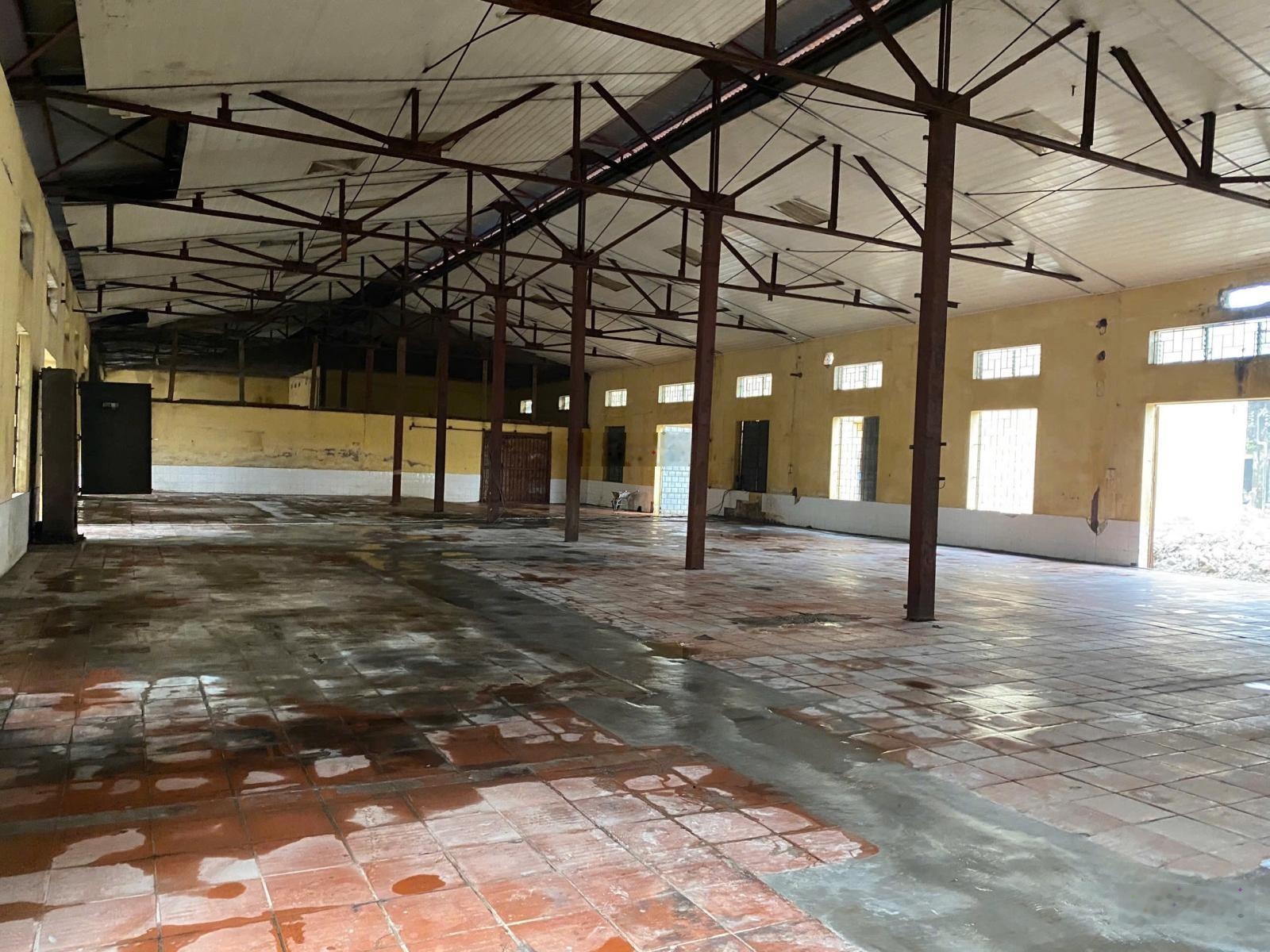 Cho thuê kho xưởng 730m mặt đường Quang Trung