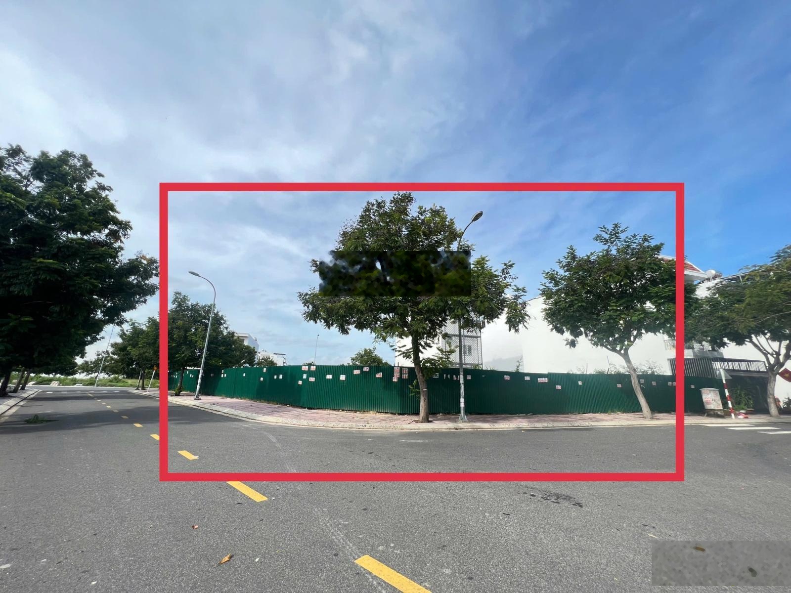 Bán lô góc đẹp ôm góc 2 mặt đường ngay KDT Hà Quang 2 - Nha Trang