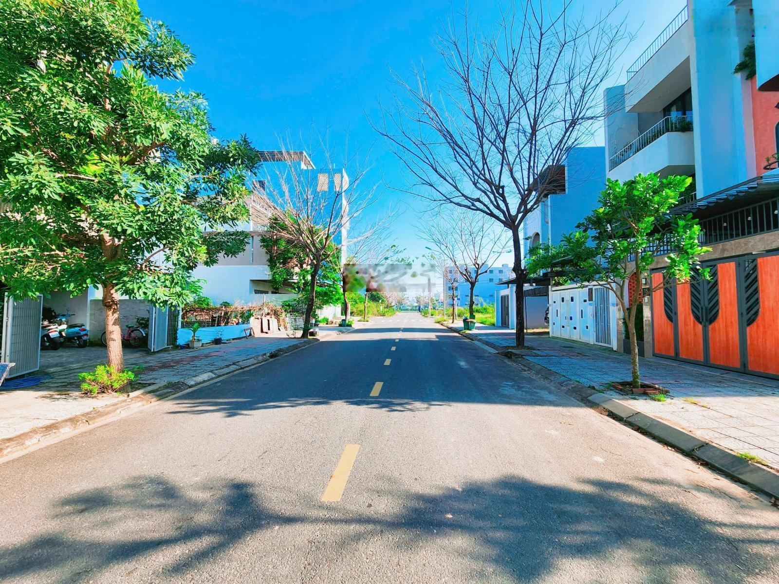 Bán Lô Điện Âm Trương Xuân Nam sát sông, liền kề Đảo Kim Cương, B2.16 đông nam sạch