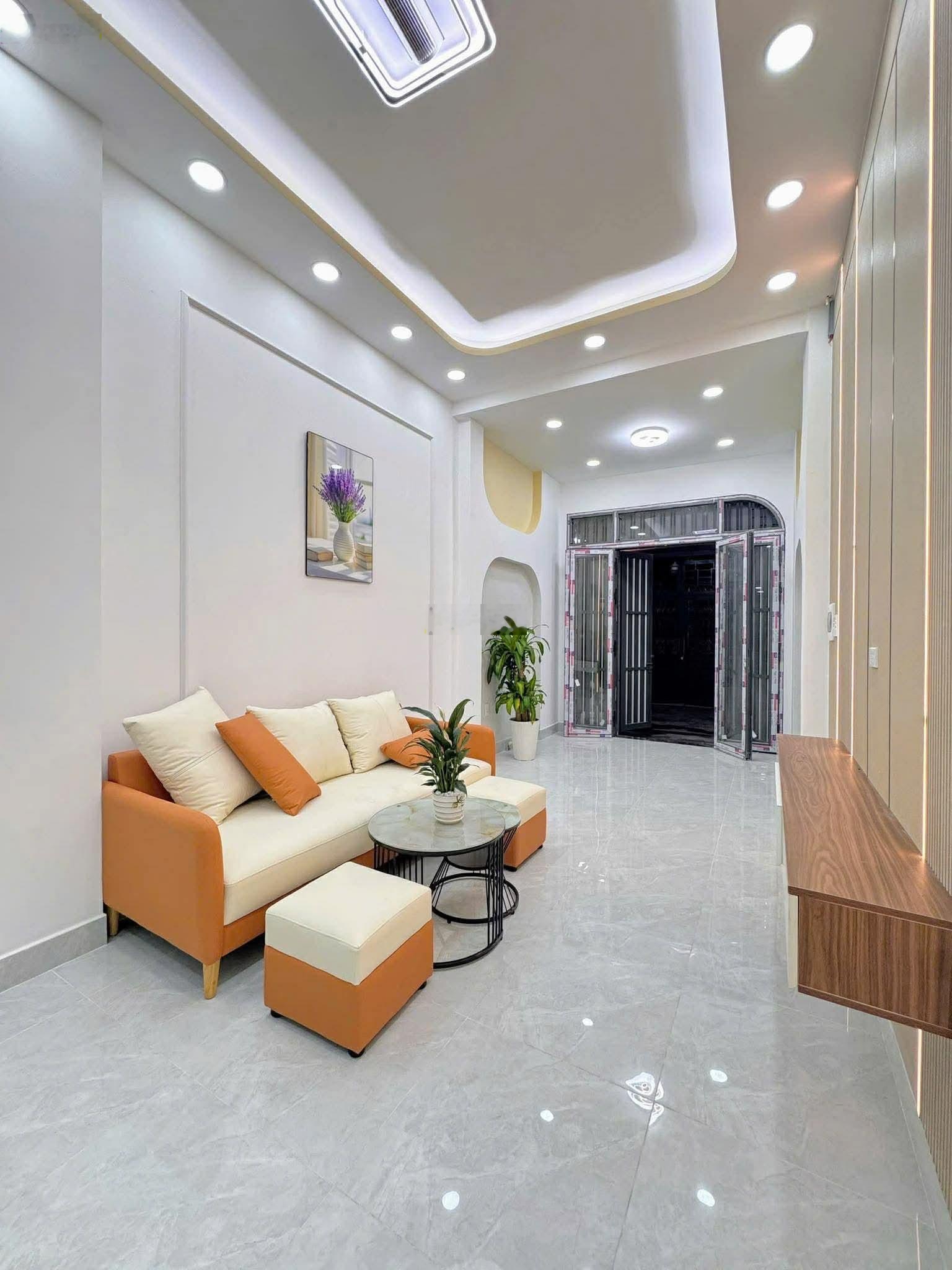 Nhà mới 3 tầng - 3PN - hẻm 6m - cách 30m ra MT Lê Văn Quới - giá chỉ 5,1 tỷ