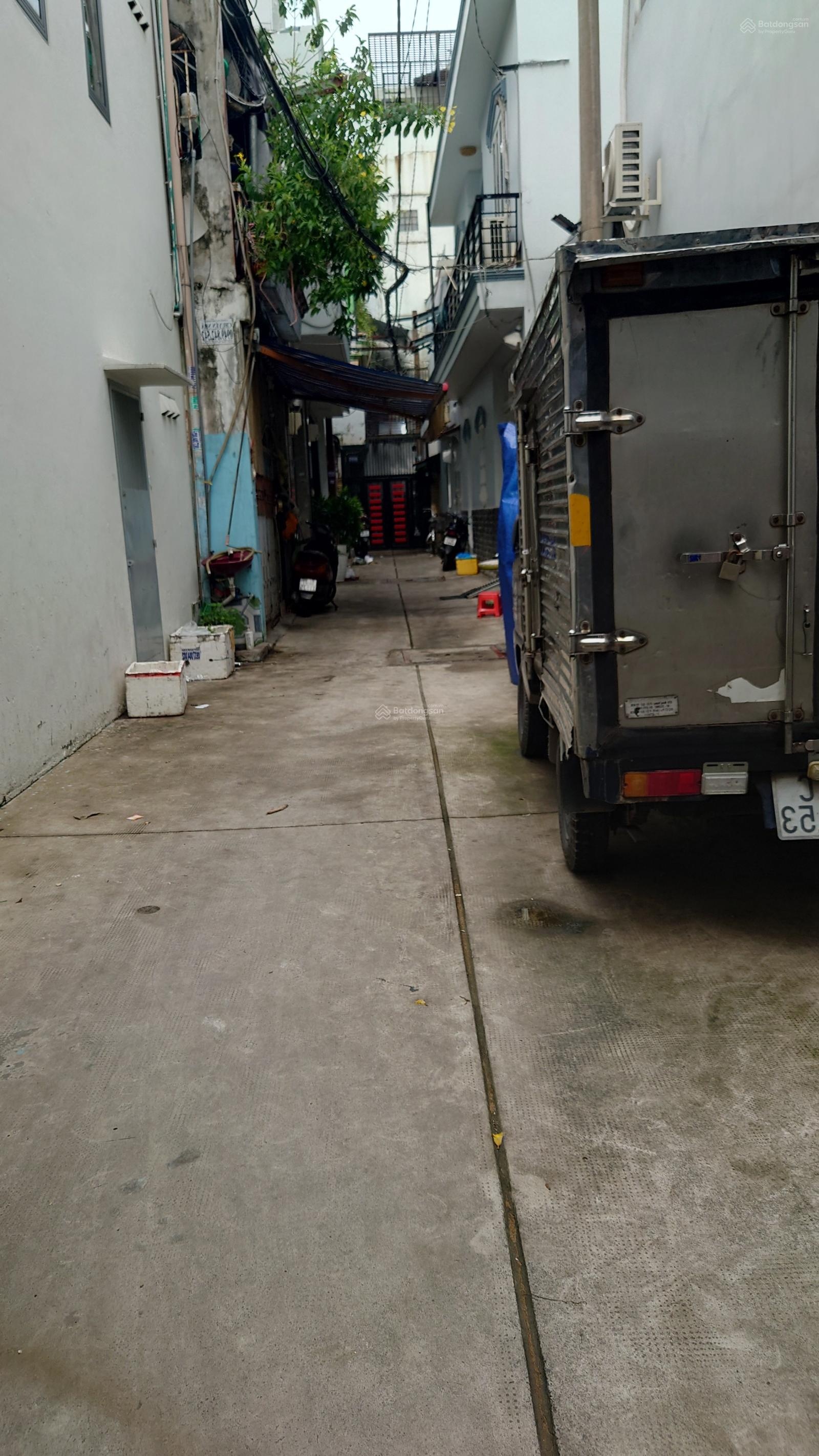 Siêu HOT- Chỉ 4 tỷ 1 có ngay nhà HXH Vườn Lài - Nhà kiên cố vào ở ngay - 2pn 2wc - DT 30m2