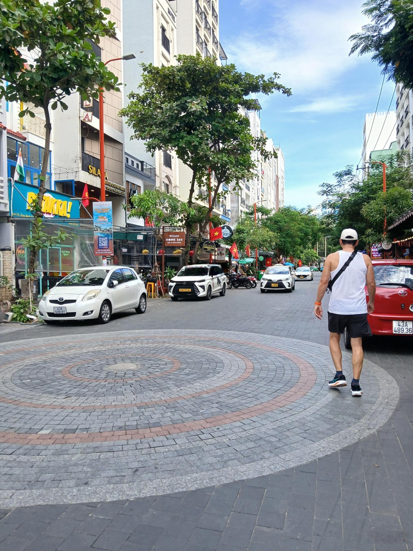 Cần bán gấp lô đất biển Mỹ Khê sát phố An Thượng 95m2 giá chỉ 9 tỷ 4 TL