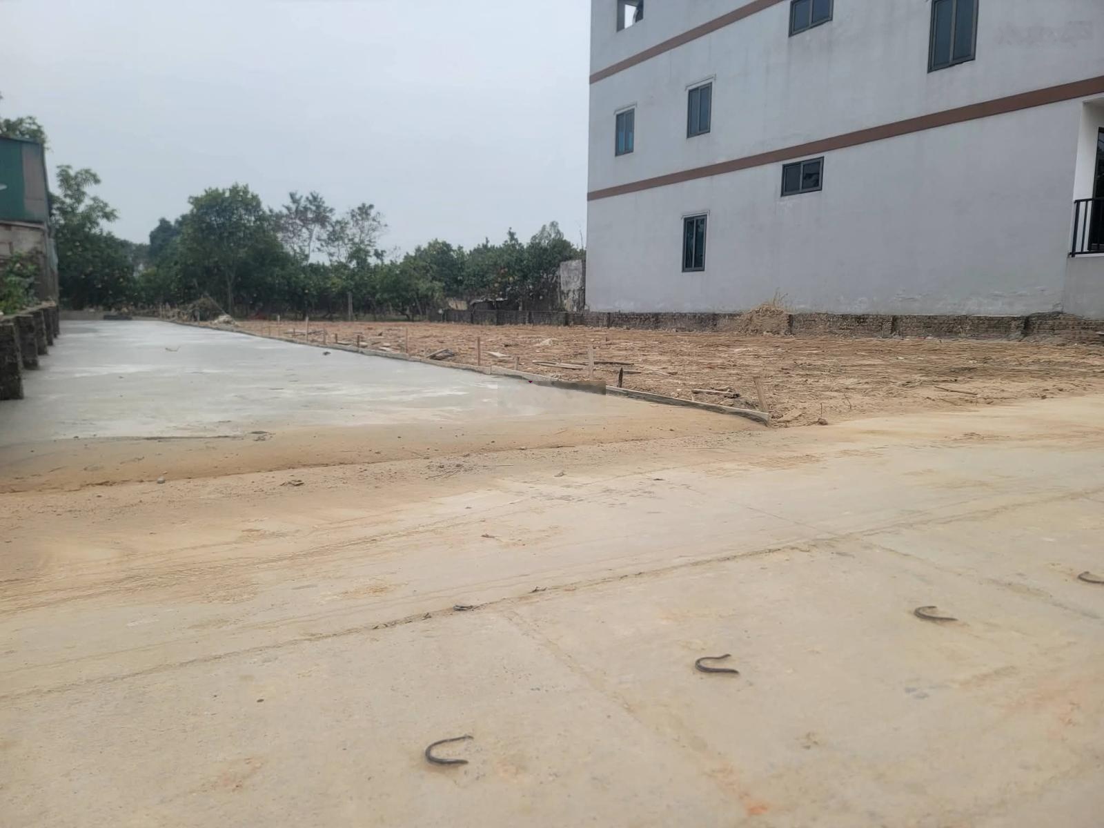 Bán lô đất 50m tại tổ 10 Quang Minh giá đầu tư