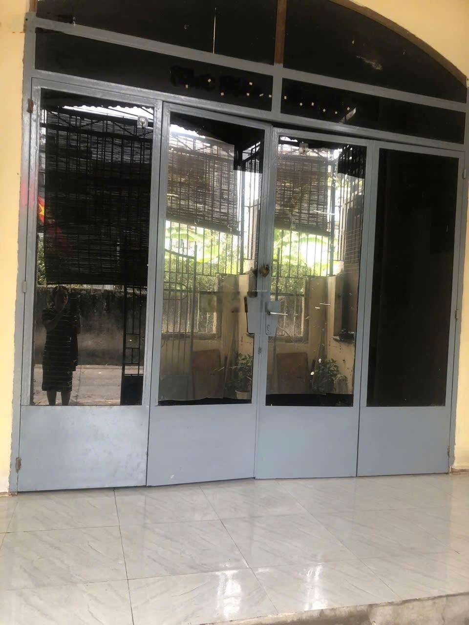 [ Nhà cấp 4 Nguyễn Khánh Toàn _ Cách biển Hòn Chồng : 450m ] Giá : 6,3 tỷ