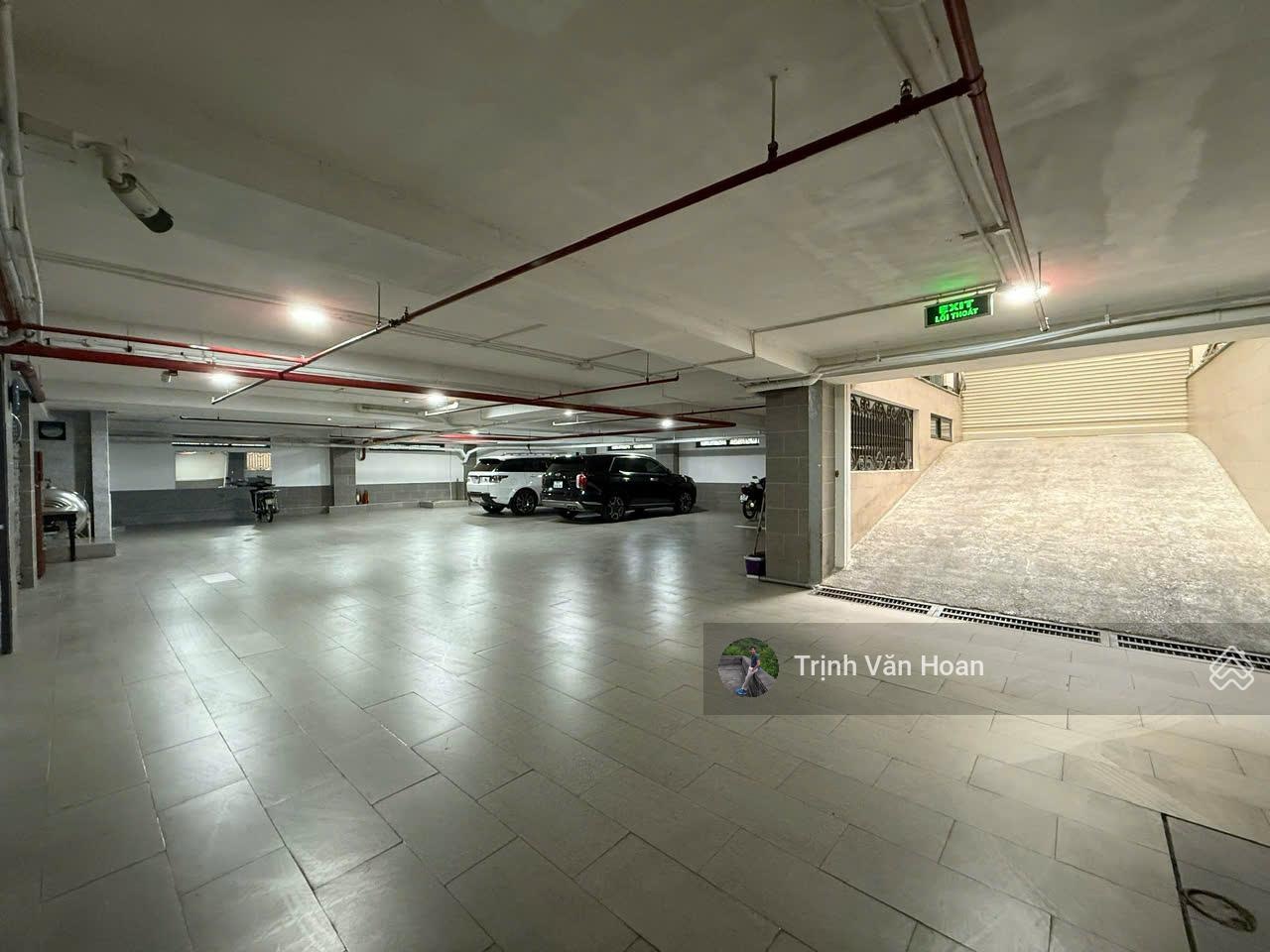 Tòa Nhà Khu Nguyễn Gia Trí - D2 - Bình Thạnh - 1300m2 - hầm 4 tầng - 300 Tr/ tháng 0908947618