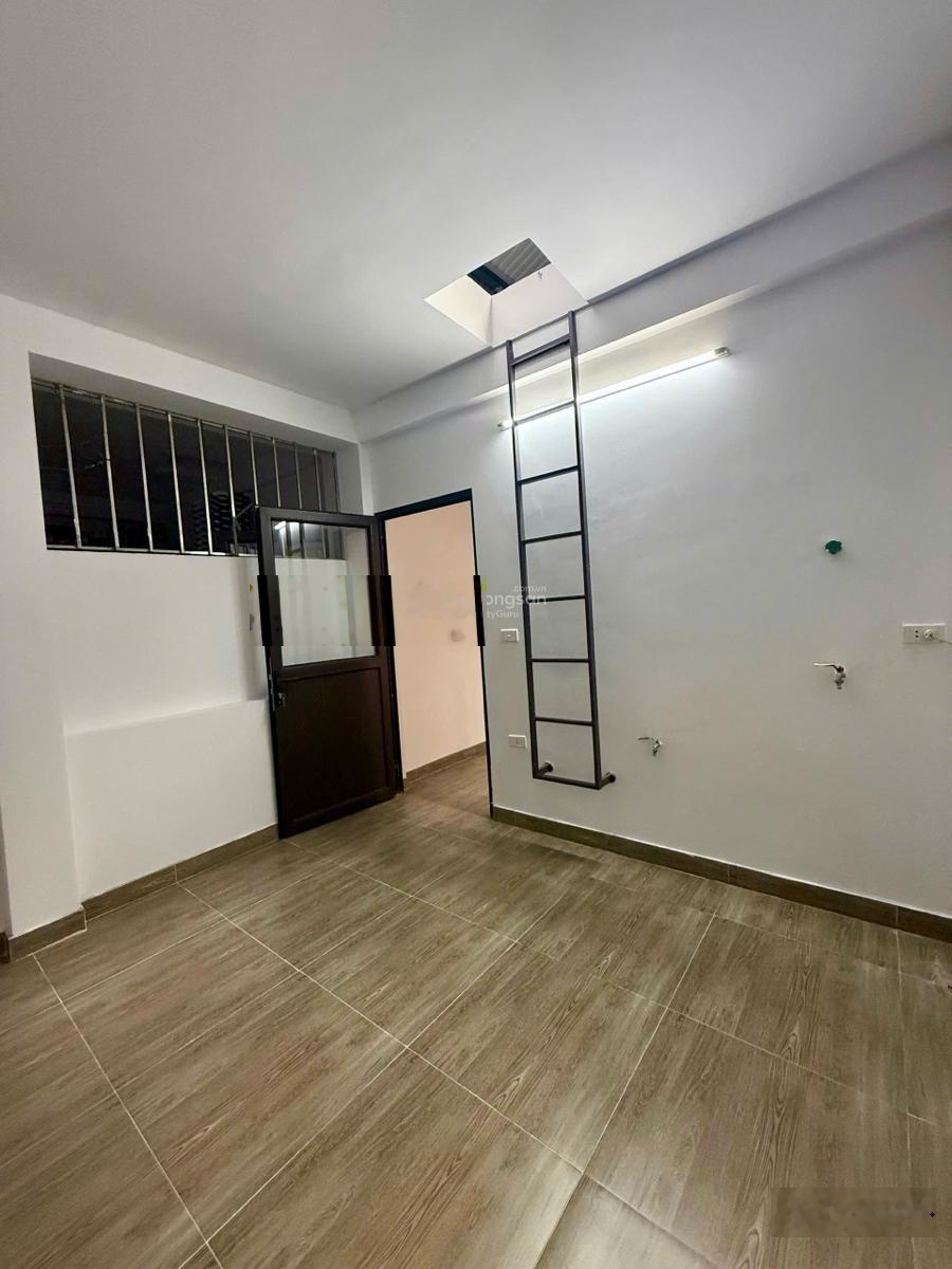 Nhà đẹp đón tết ! Bán nhà Khương Hạ - Thanh Xuân 39m - 5T - mt3.6m - 9.7 Tỷ . Oto đỗ cổng