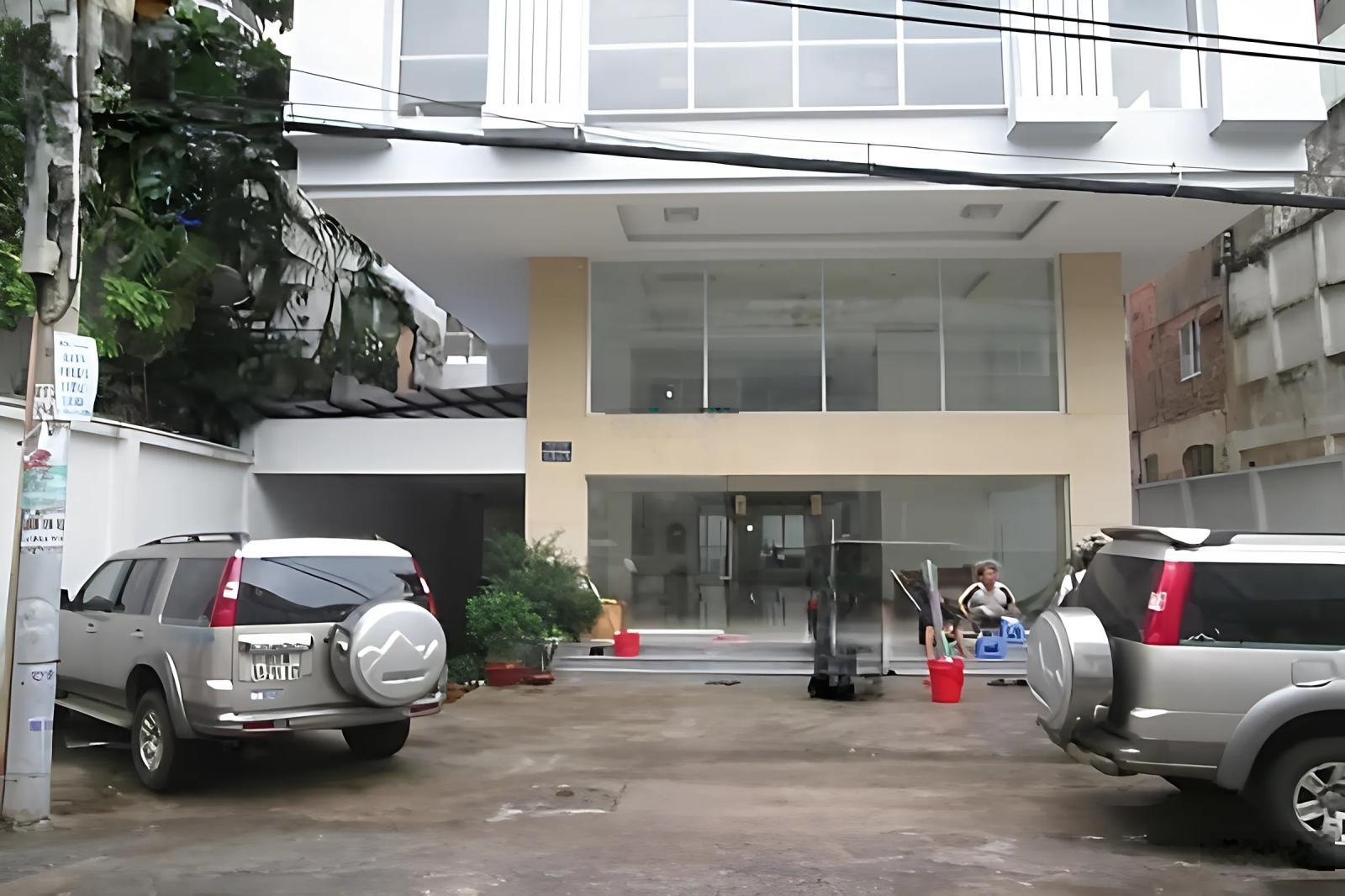 Văn phòng 96m2 giá 35 triệu/tháng - cao ốc Viễn Đông