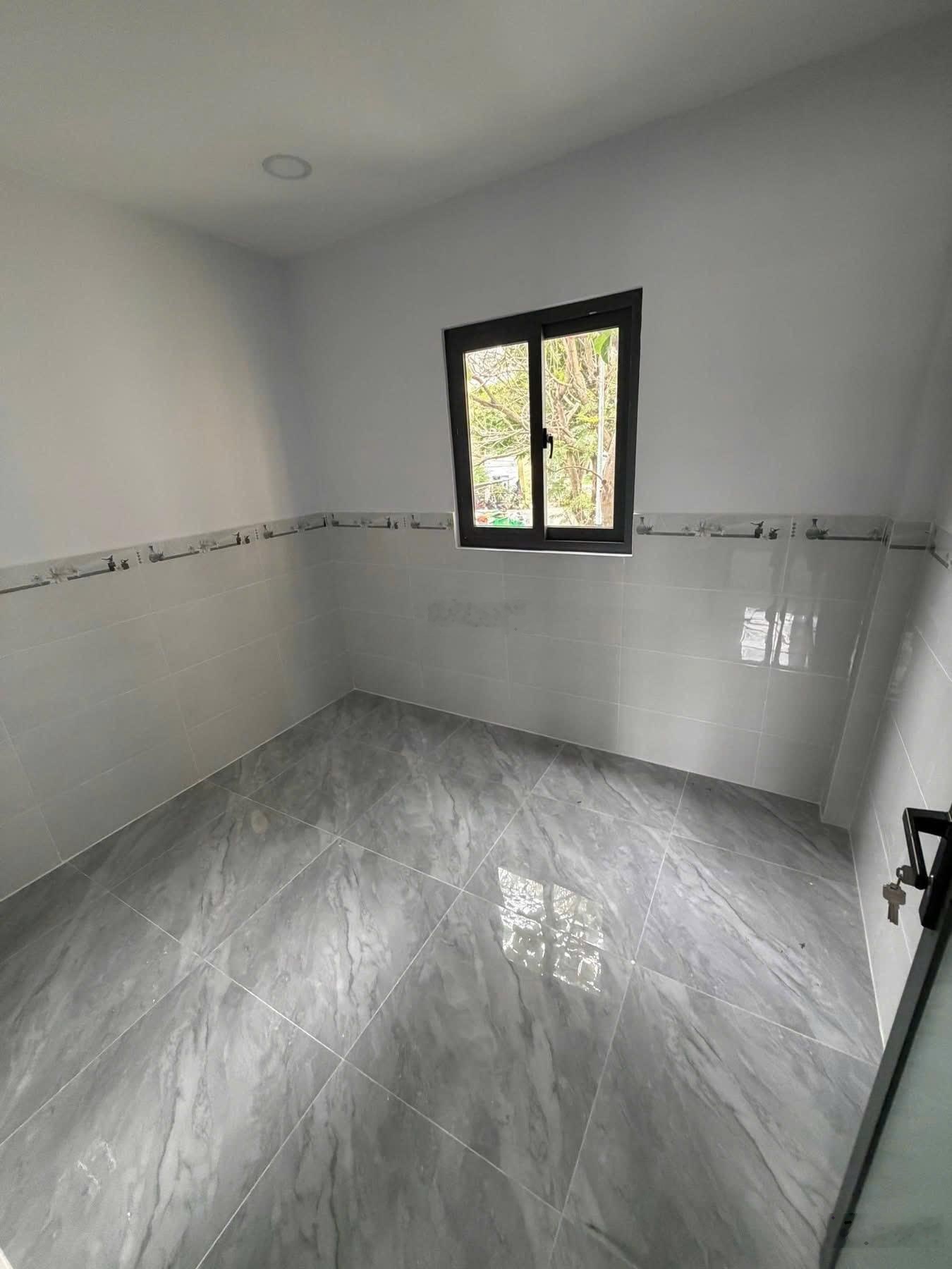 Bán nhà hẻm xe hơi Bùi Văn Ba Quận 7