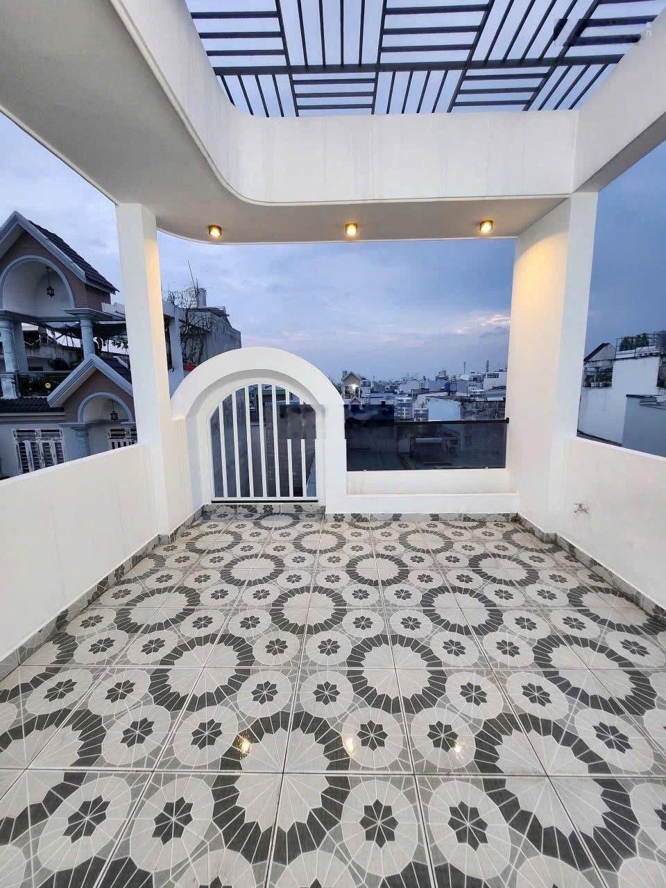 Bán nhà 4 tầng mới đẹp - Bình Trị Đông - hẻm thông - 4PN - 6.1 tỷ