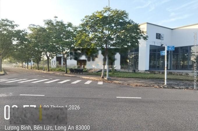 Bán lô đất 2 mặt tiền đẹp, giá rẻ tại dự án Lago Centro DT 830 Lương Bình Bến Lức Long An