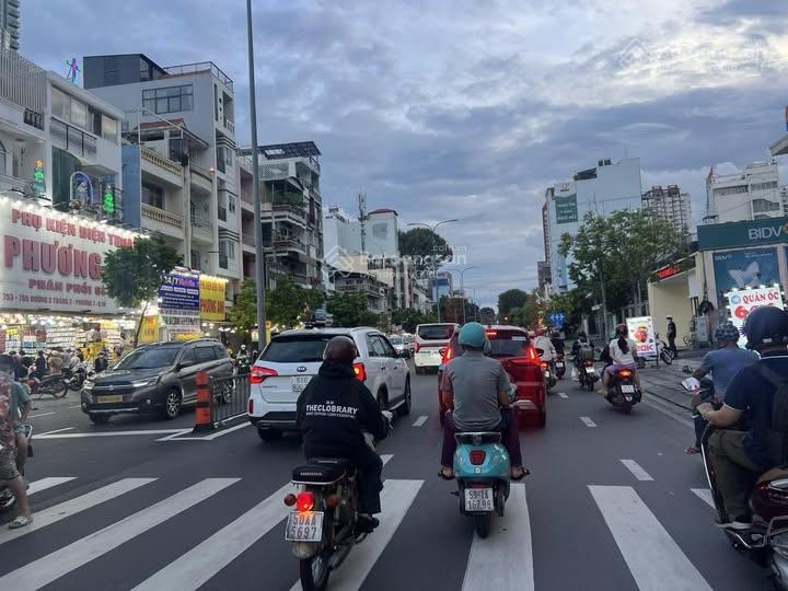 8,9 tỷ - chốt ngay mặt tiền kinh doanh gần khu tô hiệu sầm uất (4,8x13,5m - 64m2) - nhà cấp 4