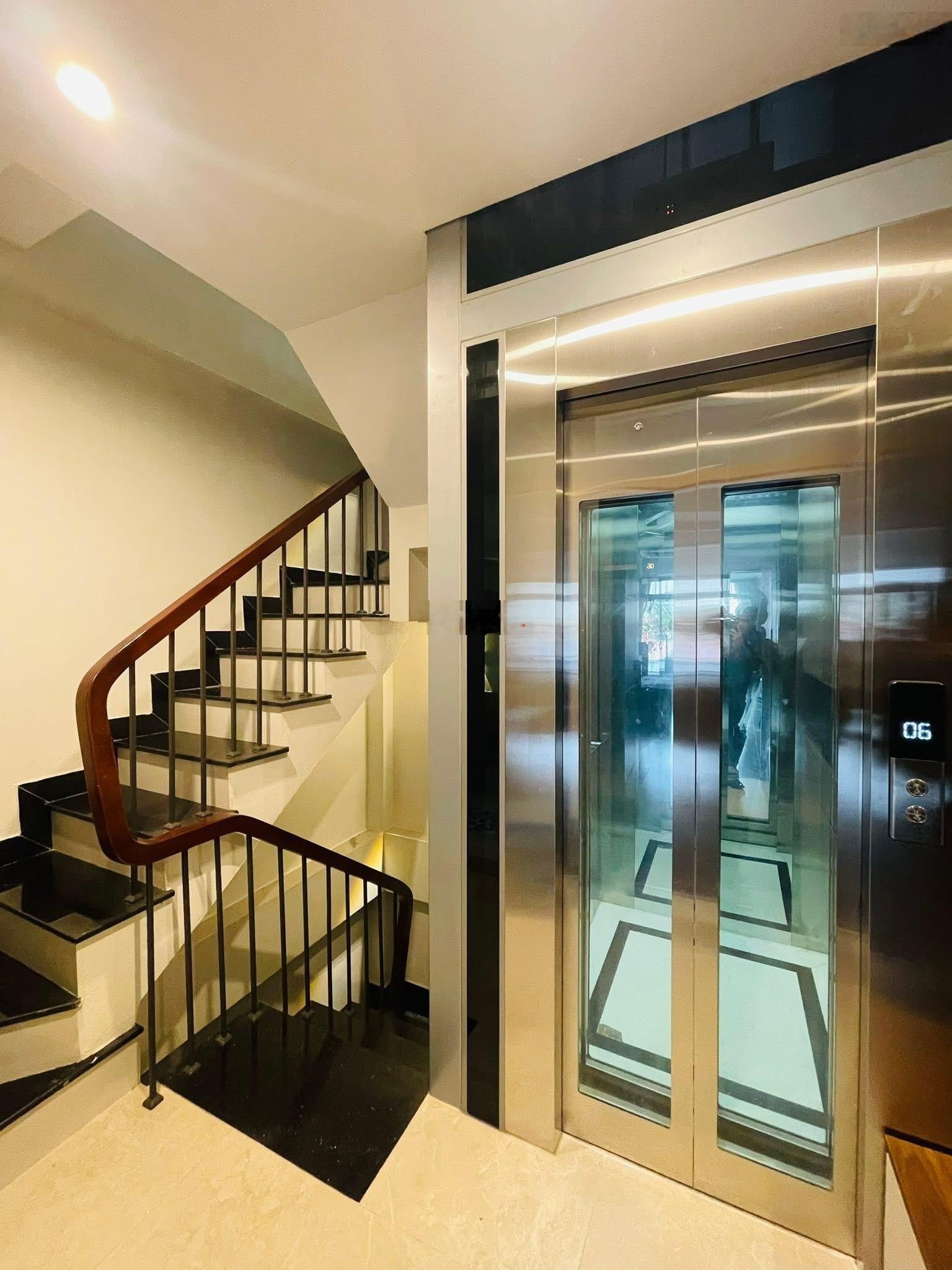 Phân lô vip ba đình 70m2-8t tm vừa ở vừa cho thuê nhà đẹp dòng tiền 400tr/n chủ thiện chí giá:36ty