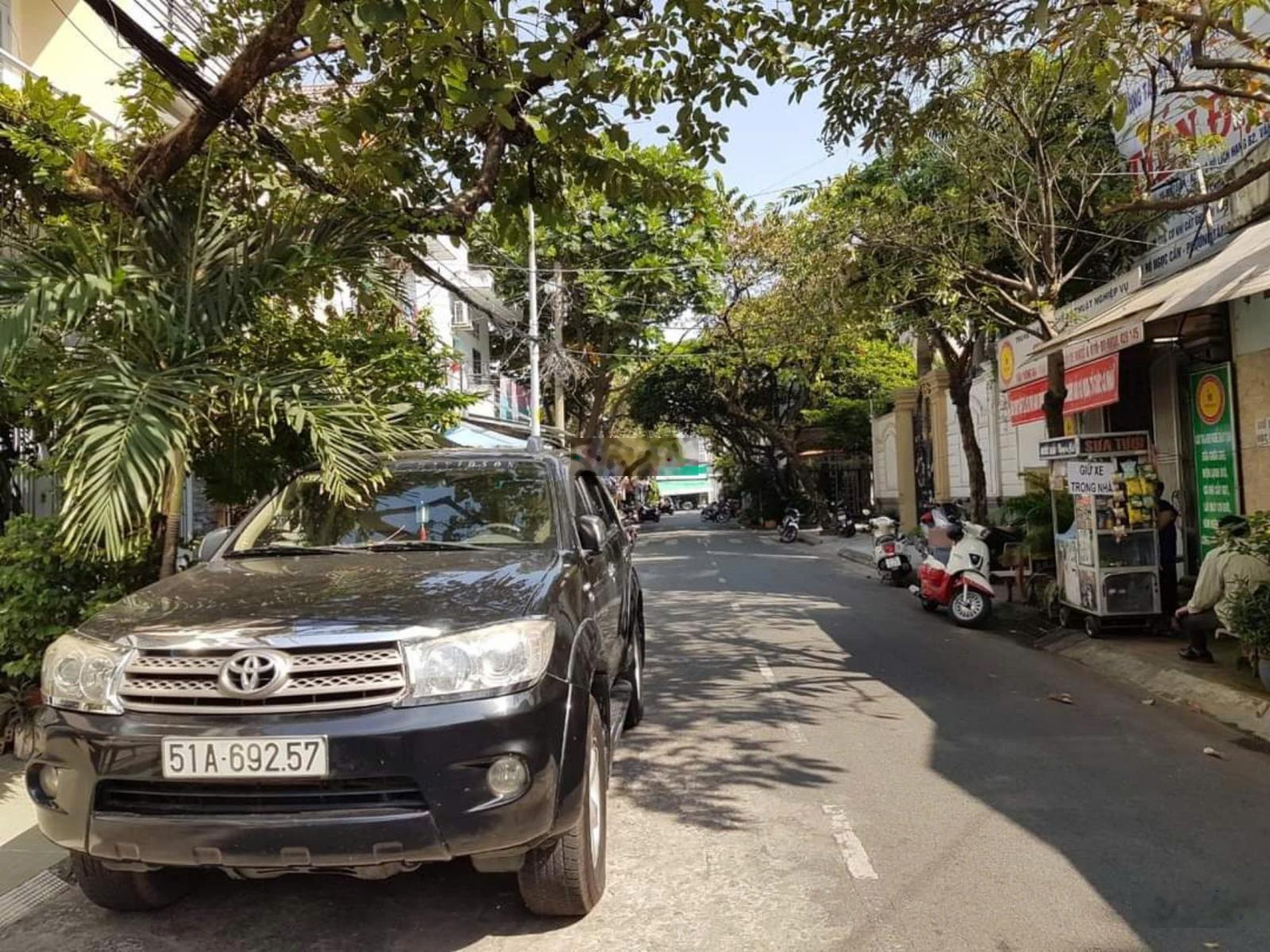 Nhà đường mặt tiền hồ ngọc cẩn, 4m x 20m, nhà 1 trệt 1 lầu, giá 11.5 tỷ