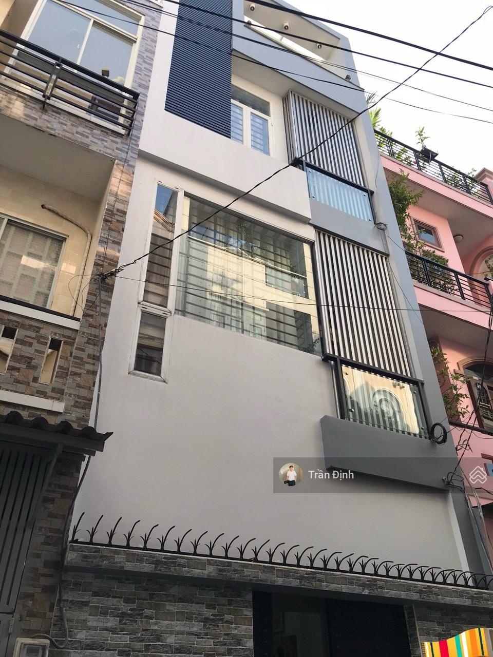 Siêu phẩm !!! Bán nhà ngay cổng ĐH Văn Lang - Nhà mới 4 tầng dọn vali ở ngay - Đường trước nhà 12m.