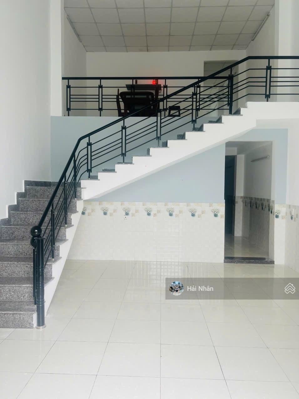 Nhà gác lửng đúc mặt tiền đường 5m5 gần biển Mân Thái - Sơn Trà - chỉ 7.5 tỷ