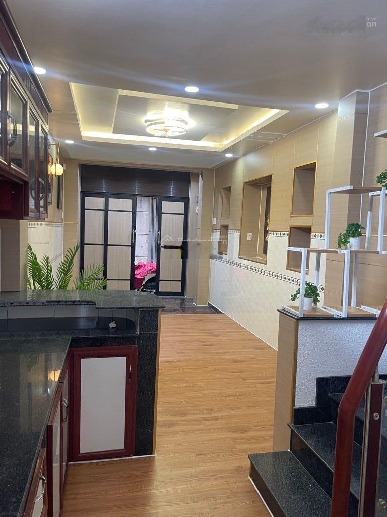 Phan Xích Long - Trung tâm Phú Nhuận - 5 tầng BTCT - 4 phòng ngủ