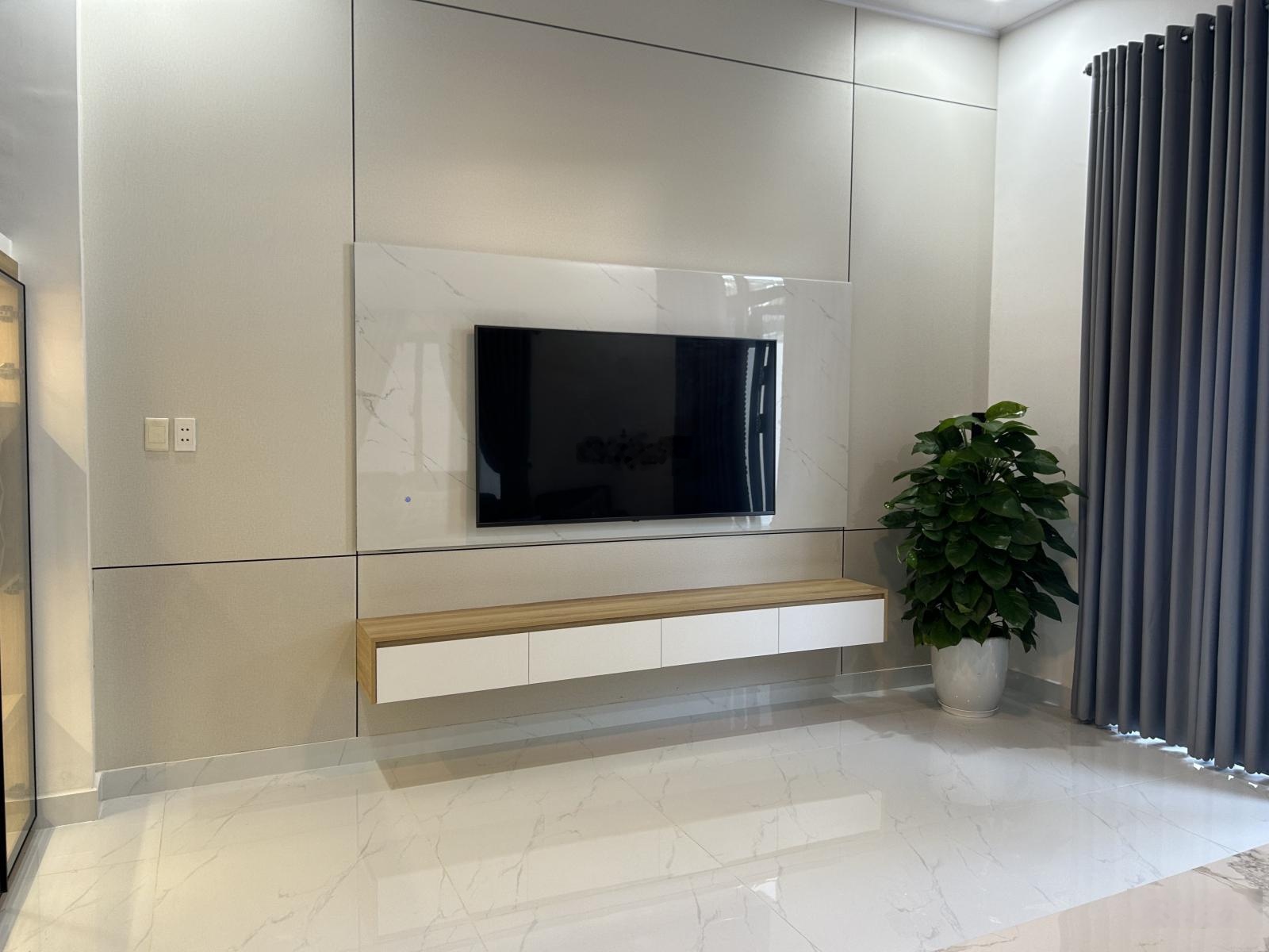 Bán nhà 2 tầng mặt tiền Nguyễn Công Hoan, sát bến xe Đà Nẵng