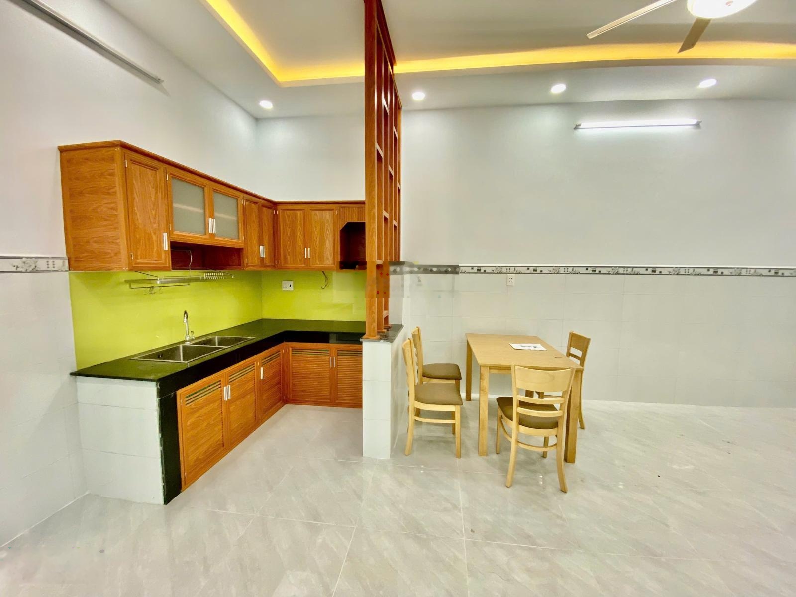 Siêu phẩm giá tốt hẻm ba gác Kênh Nước Đen, Q. Bình Tân 61.1m2