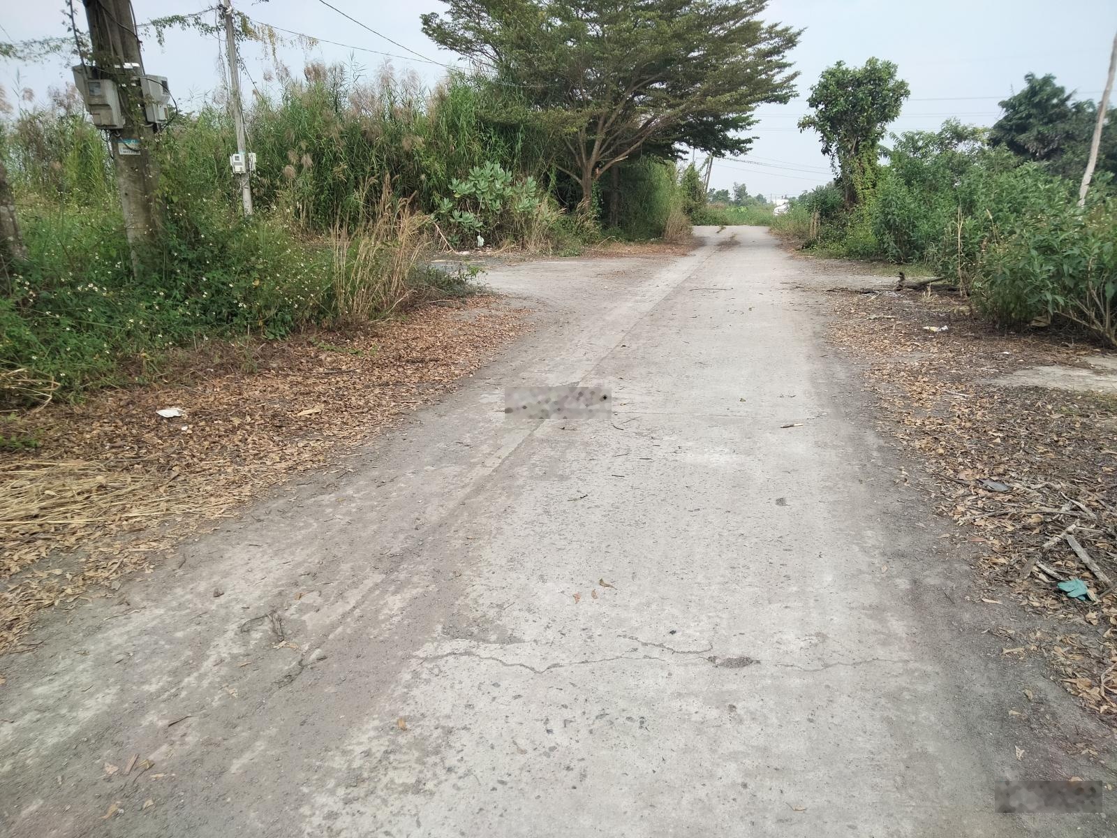 Bán đất thổ cư 5x22m (126m2) đường xe oto - Giá rẻ