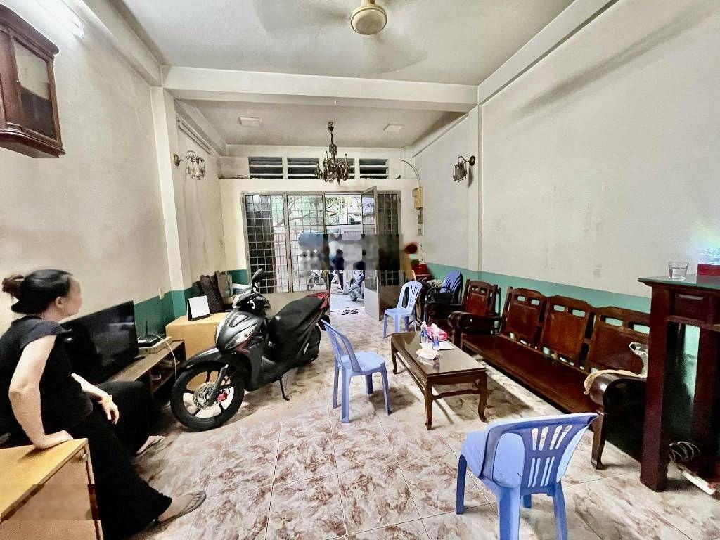 Vị trí kim cương, mặt tiền phố nhật nguyễn ngọc phương, 80m2, 15.39 tỷ