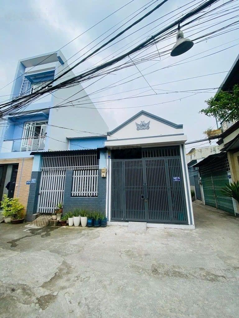 Nhà mới ăn tết - 2 mặt tiền ô tô - tân phú - quận 9 giá chỉ 3,6 tỷ