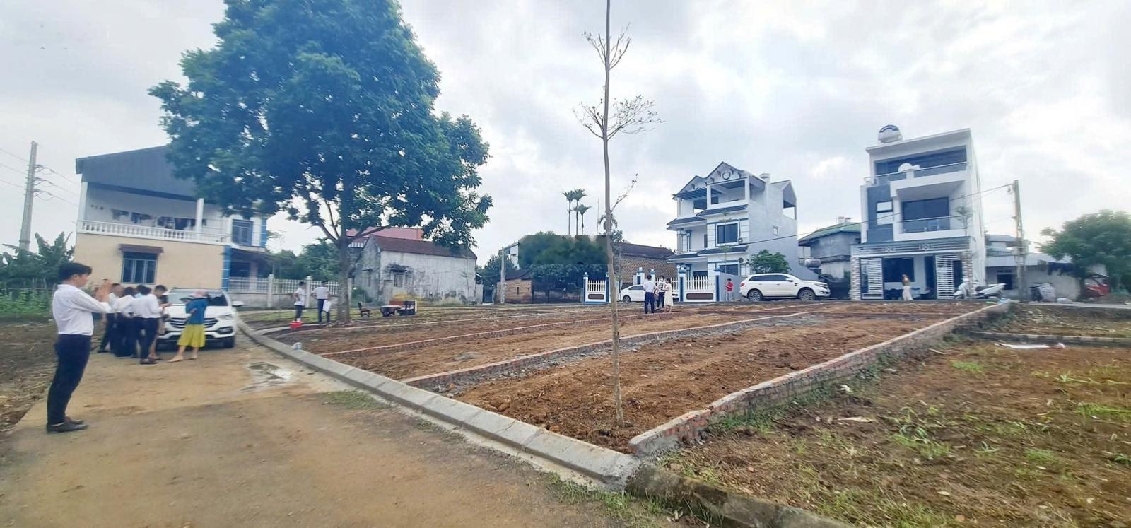 Chính chủ bán gấp 100m2 giá 1,8 tỷ phun thổ cư tại trường Sỹ Quan Lục Quân