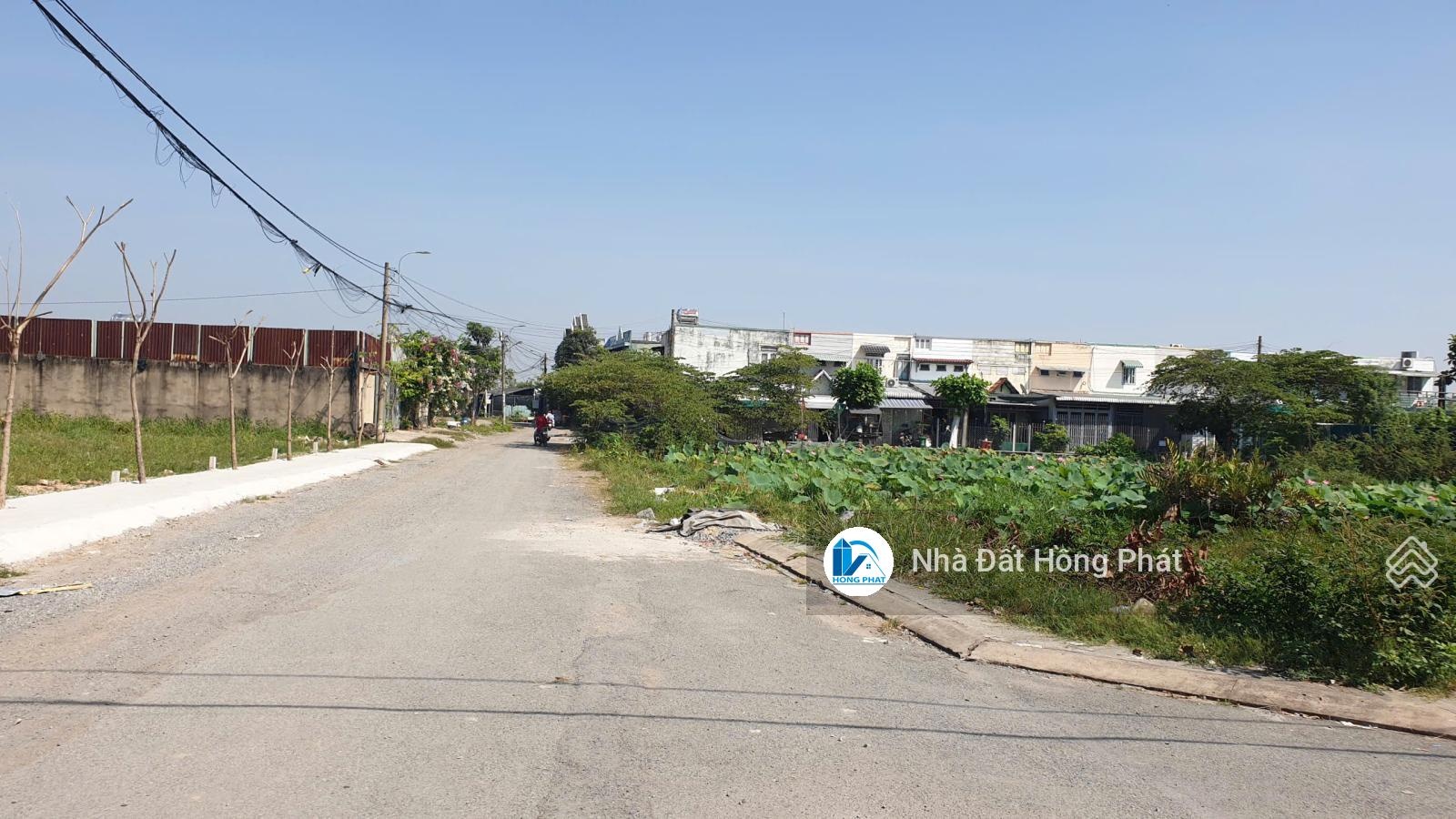 Đất thổ cư 5m x 24m, mặt tiền XTT20 nhựa 10m, gần chợ Xuân Thới Thượng - Hóc Môn