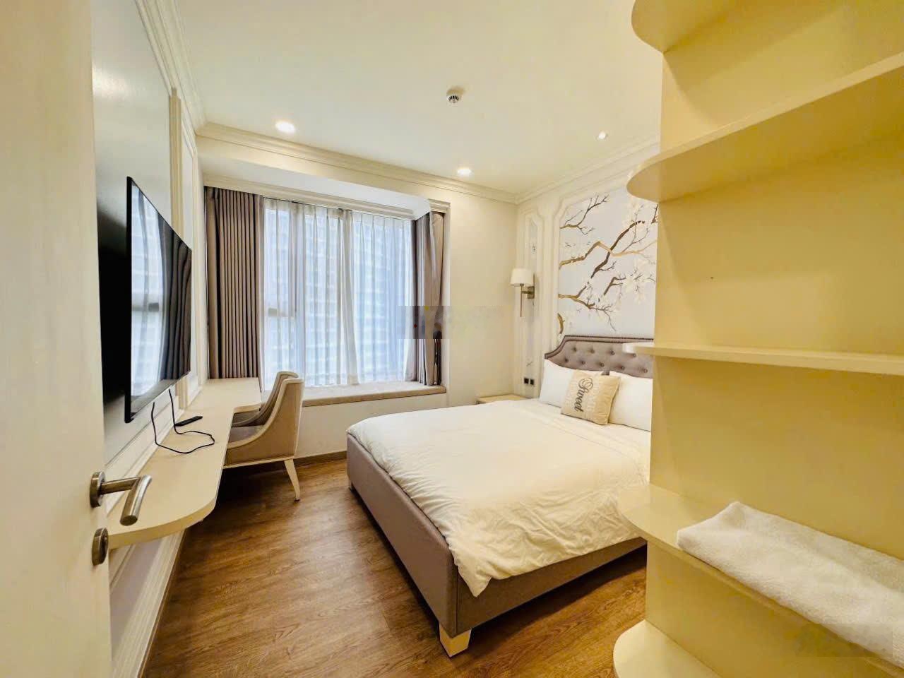 Cần cho thuê CH Riverside Residence, PMH, Q7, 146m, 3PN, NT cao cấp, view sông, chỉ 32tr/th